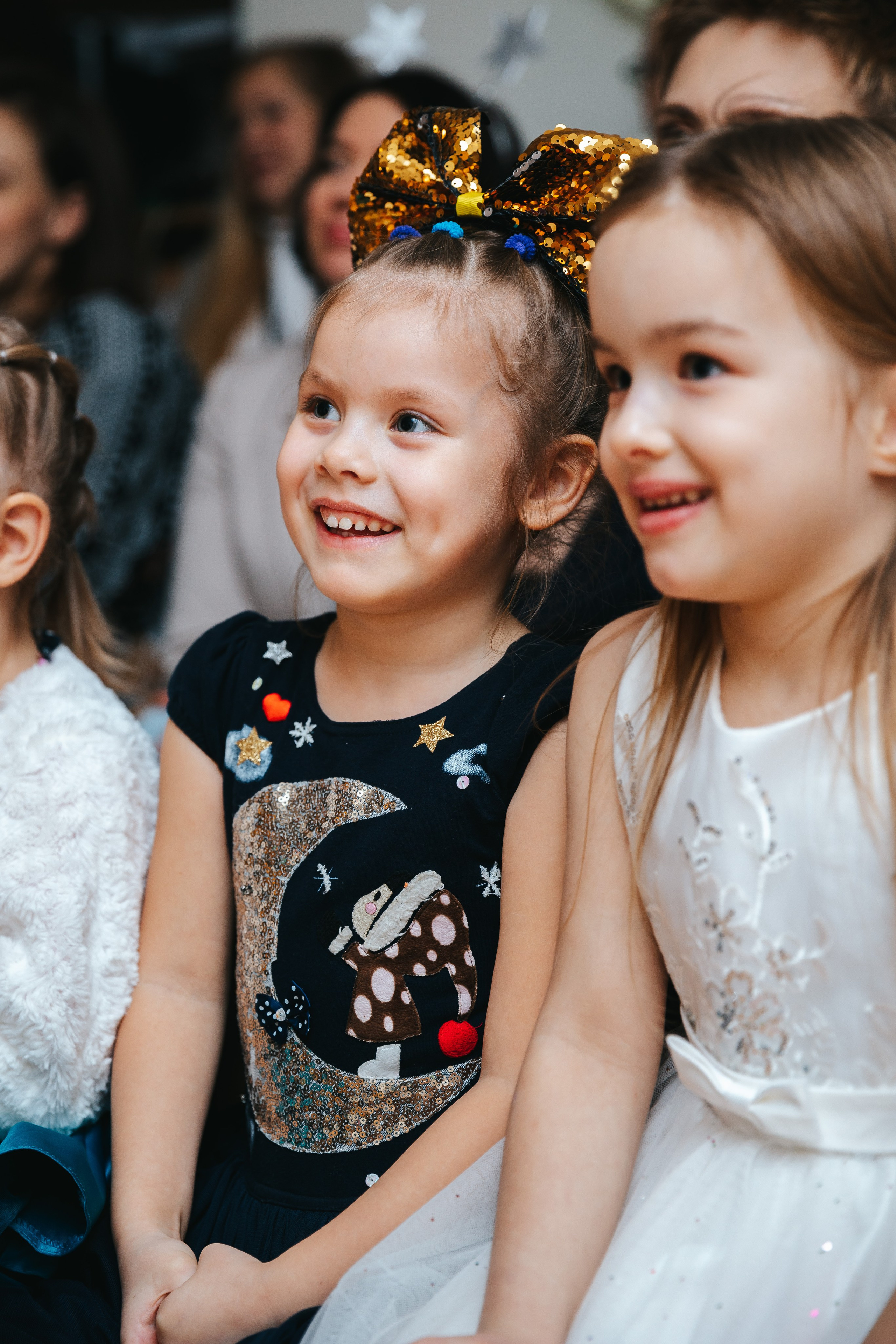 Новогодний утренник в Монтессори-садике. Семейный lifestyle фотограф в Санкт-Петербурге Людмила Пахомова