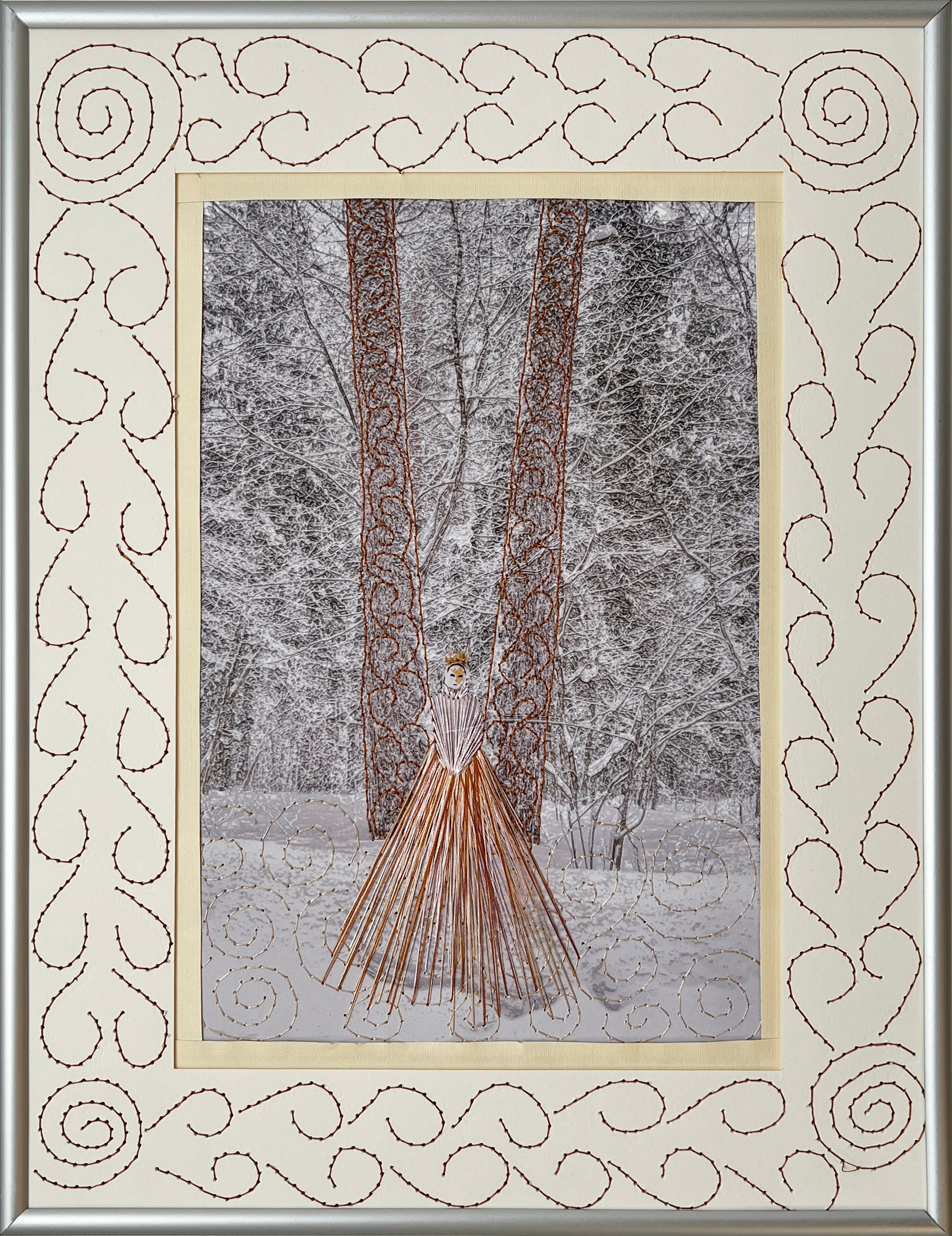 2023-2026. Кайгусь. В фольклоре кетов дух-покровитель леса, мать-хозяйка пушных зверей.Размер 30 см на 40 см. Вышивка по фотографии. Цена по запросу