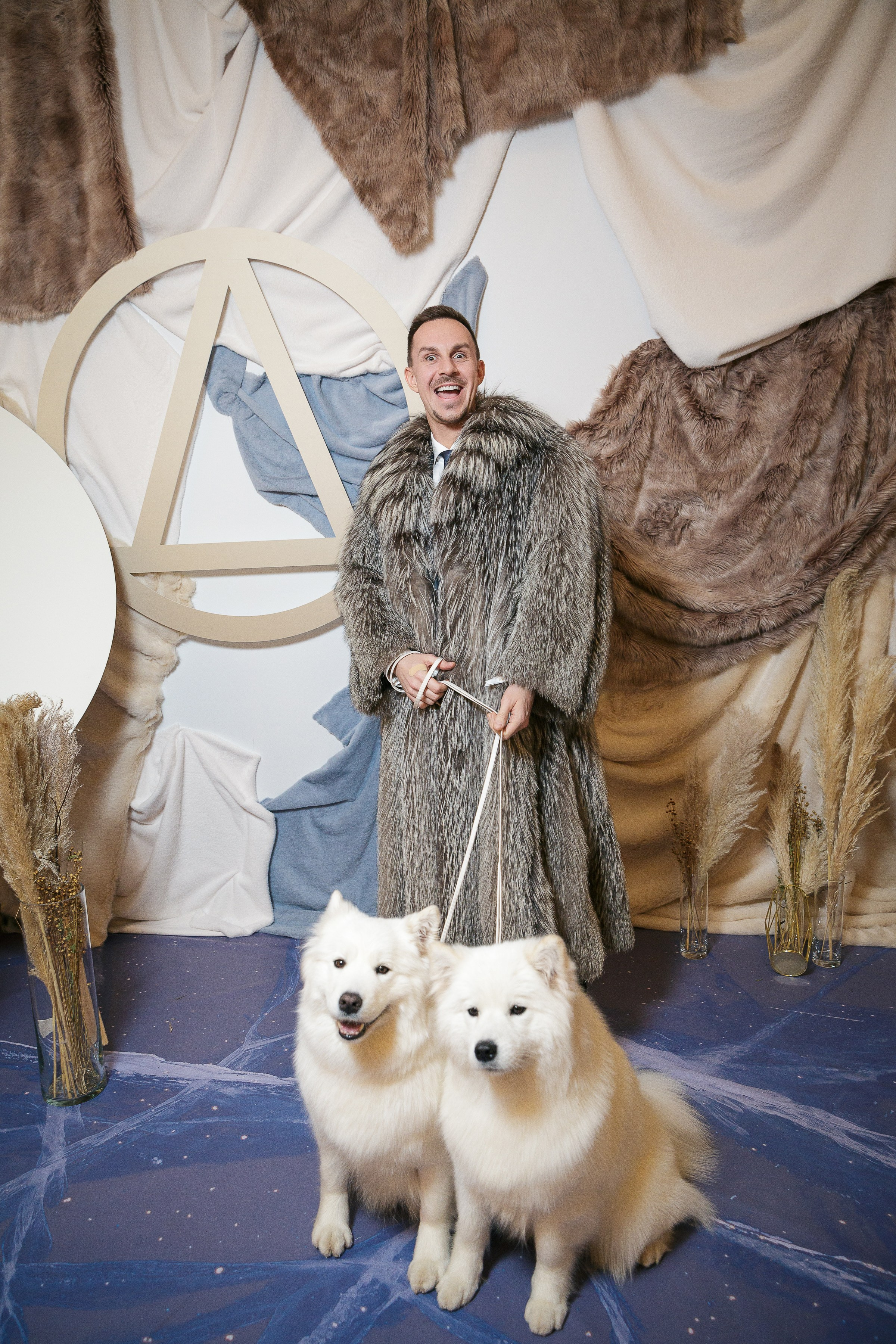 День рождения клуба «Деньги» 6 лет 2025. Репортажный Фотограф Александр Назаров. Москва и М.О