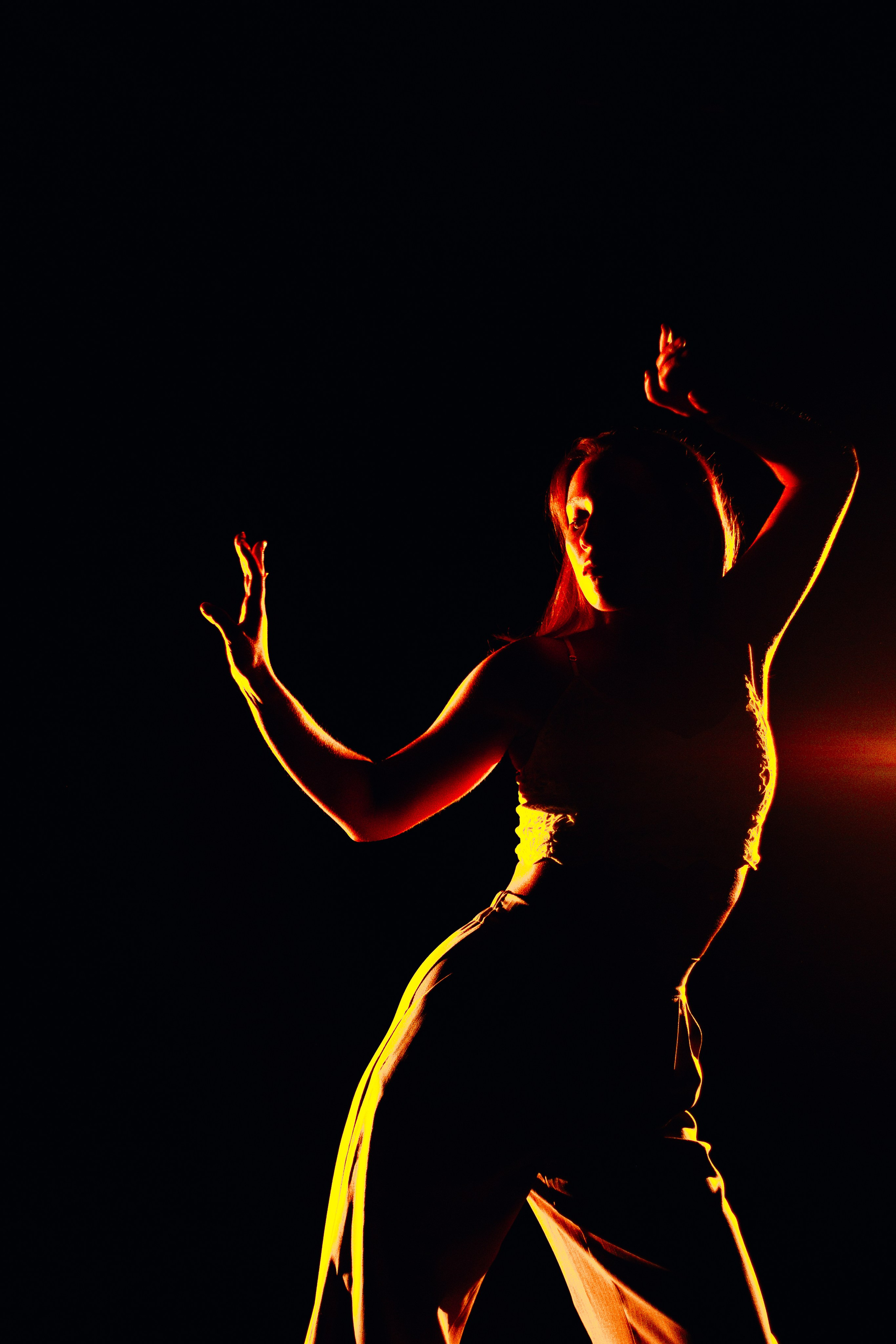 Танец огня. Арт-фотограф Крис Л. в Тобольске: портрет, семейные, свадьбы