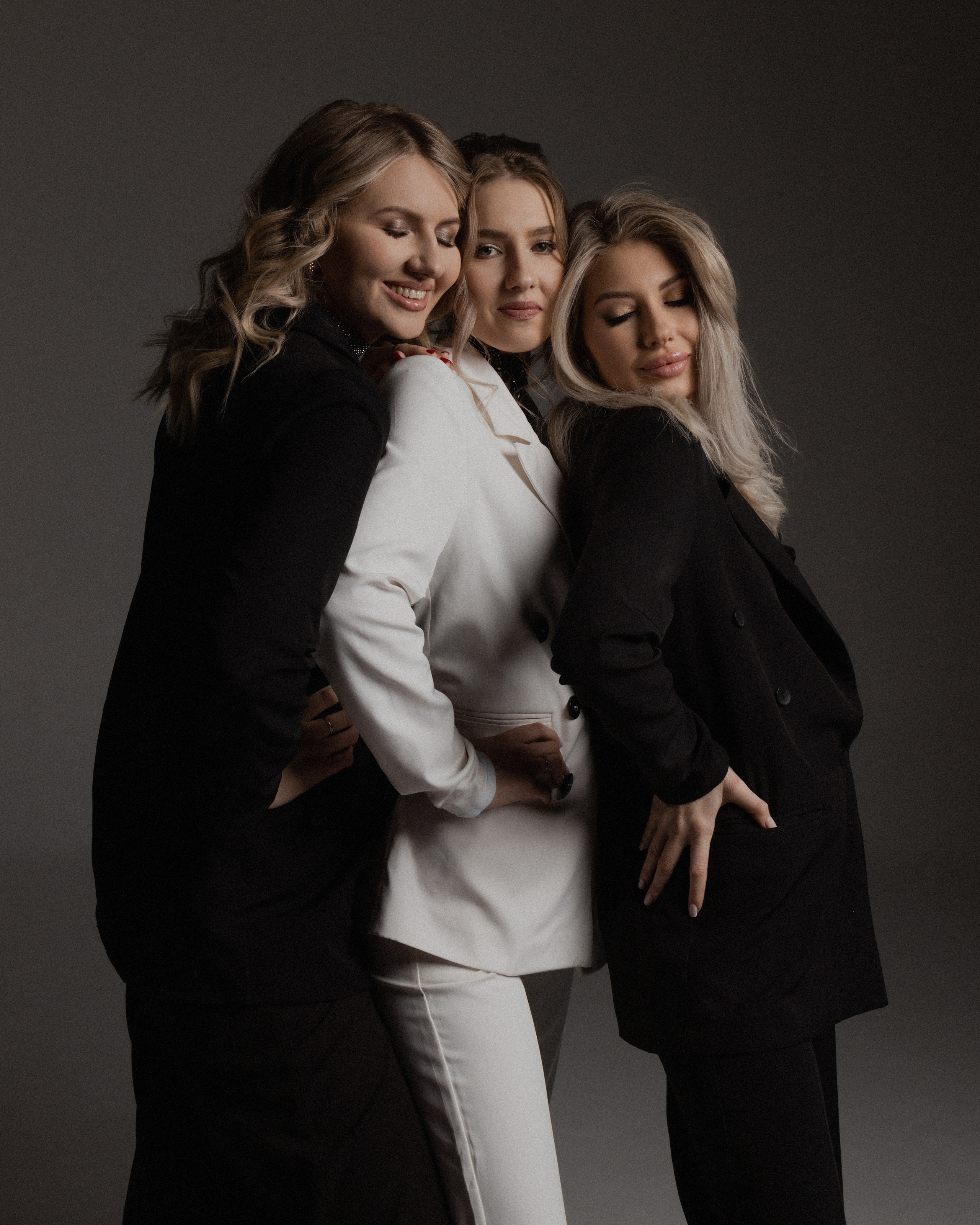 Юлия, Лилия и Татьяна. Фотограф в Красноярске Ксения Дмитрик