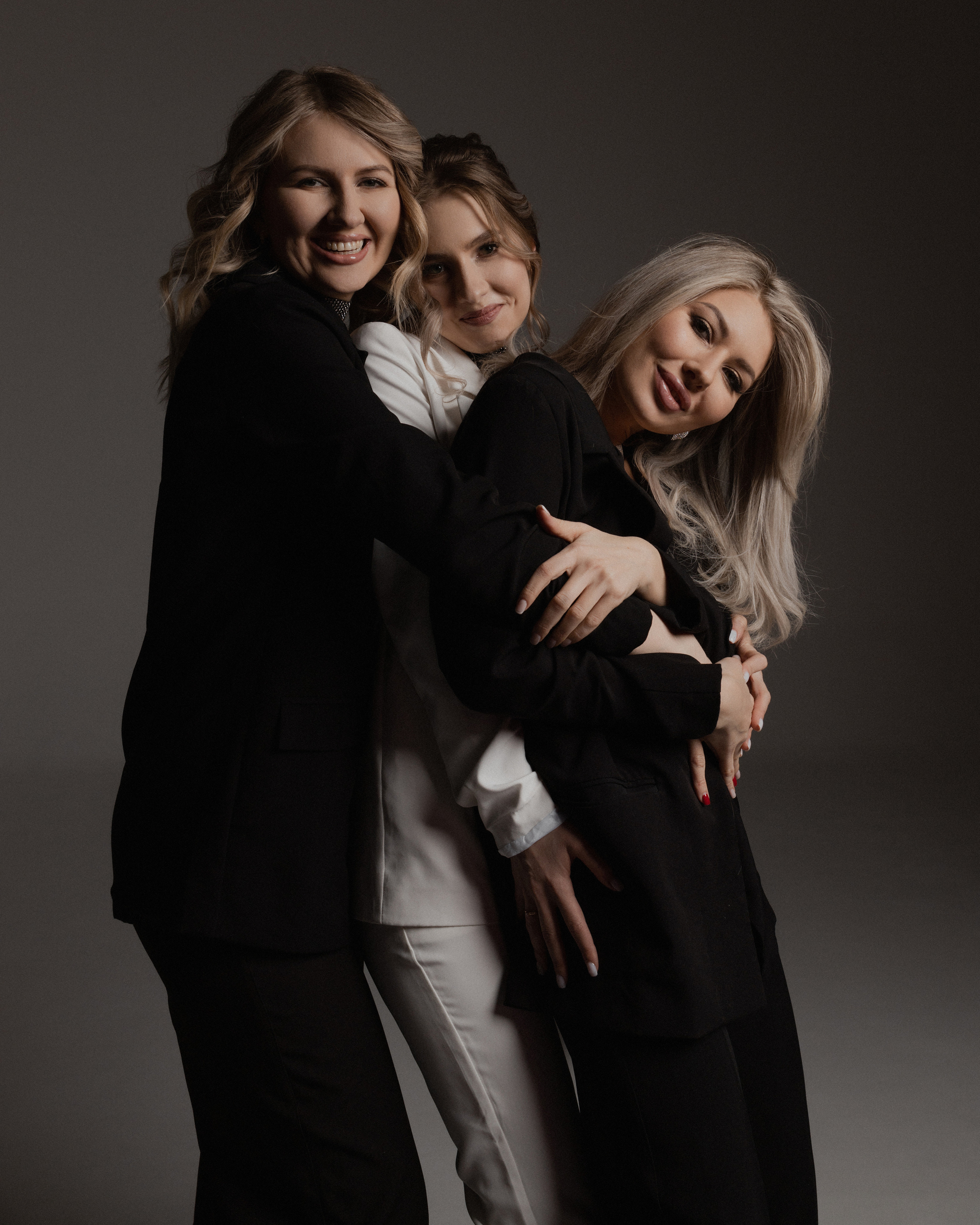 Юлия, Лилия и Татьяна. Фотограф в Красноярске Ксения Дмитрик