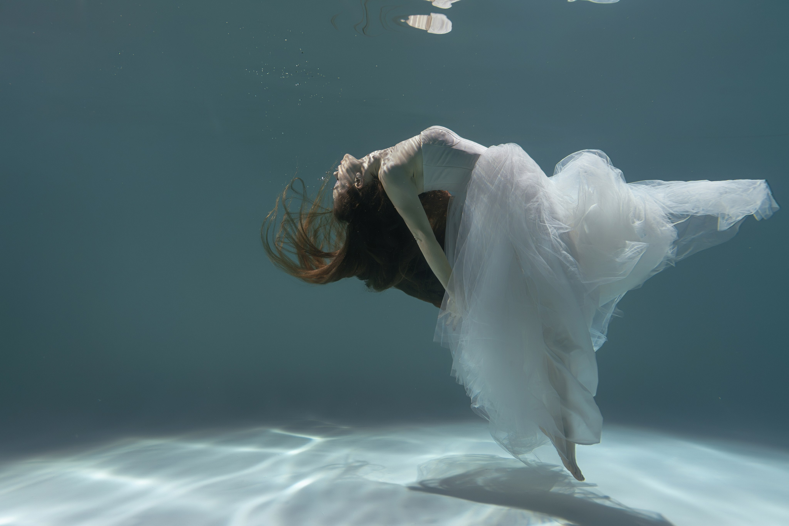 Фотосессия в студии подводной съемки | Надежда Воробьёва. Семейный и женский фотограф в Москве Надежда Воробьева