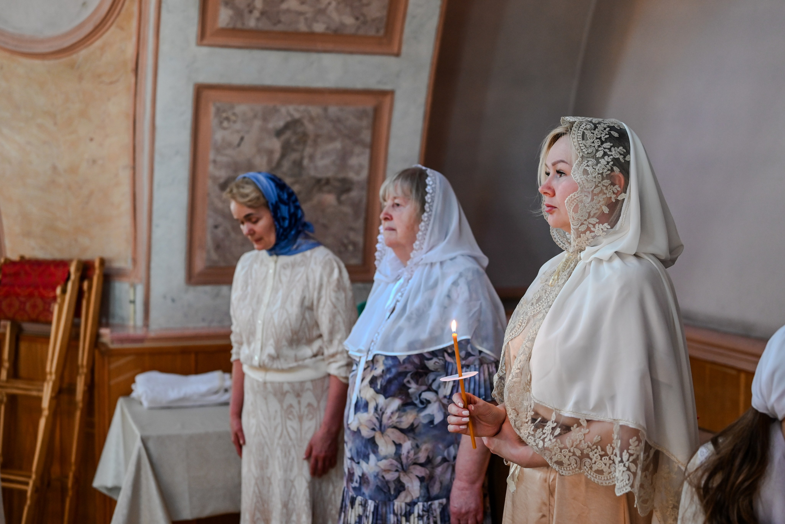 Крещение мама Анна. Семейный и детский фотограф Москва