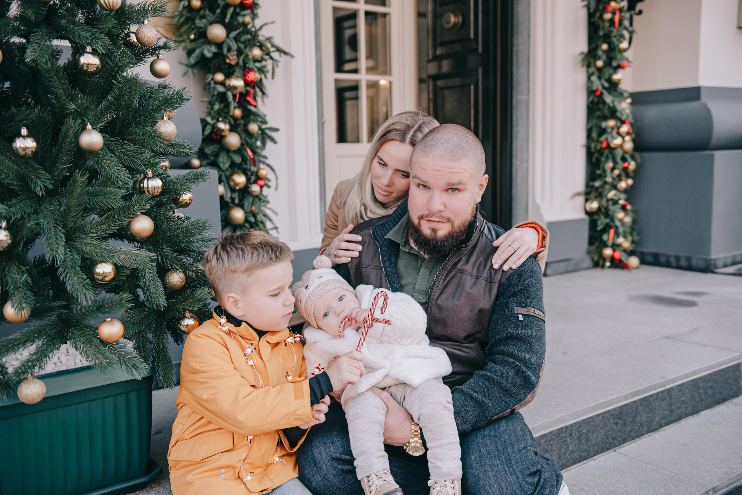 Семейная новогодняя фотосъемка Рябовых. Фотограф в Краснодаре Зеленкина Дарья