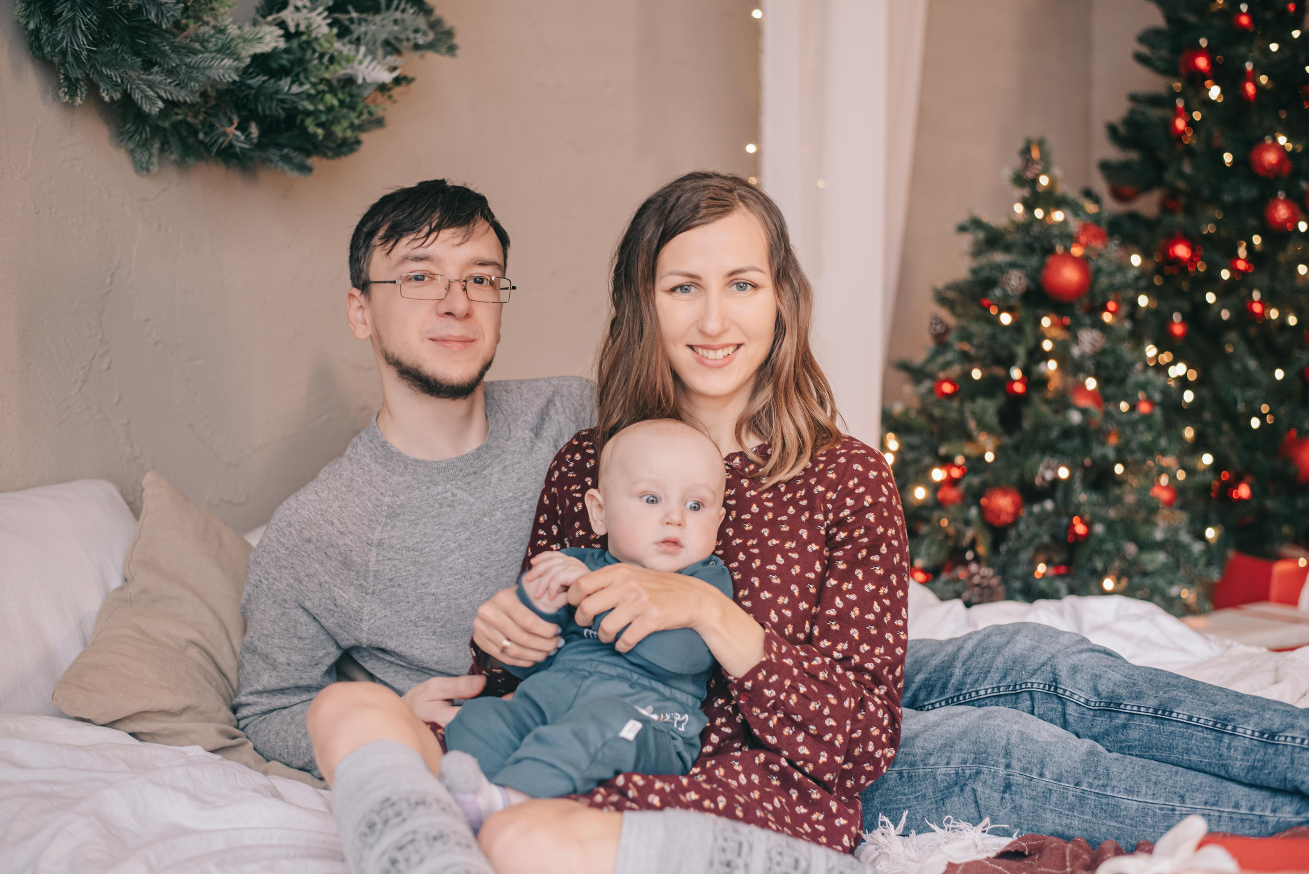 Семейная новогодняя фотосъемка Васильевых. Фотограф в Краснодаре Зеленкина Дарья