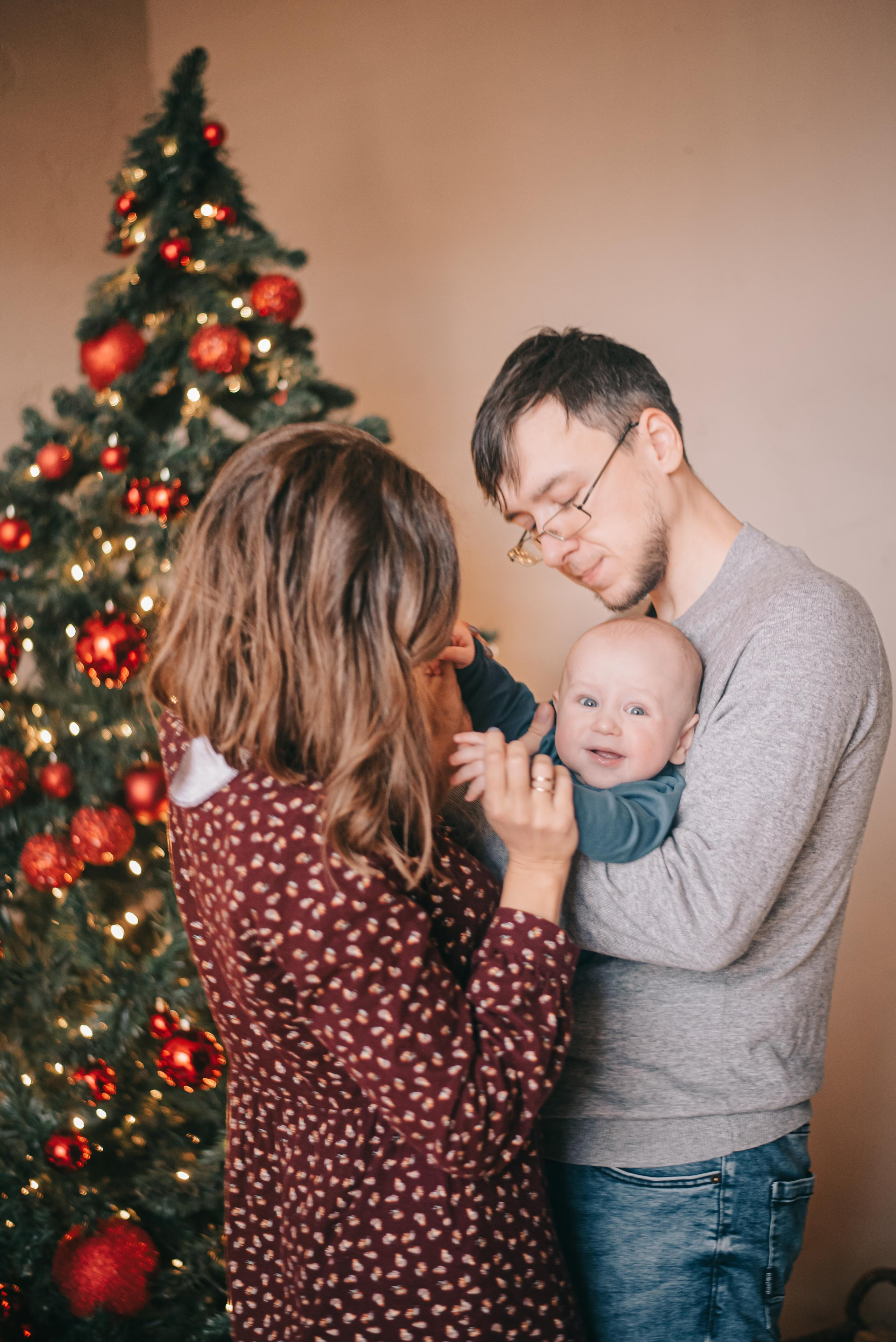 Семейная новогодняя фотосъемка Васильевых. Фотограф в Краснодаре Зеленкина Дарья