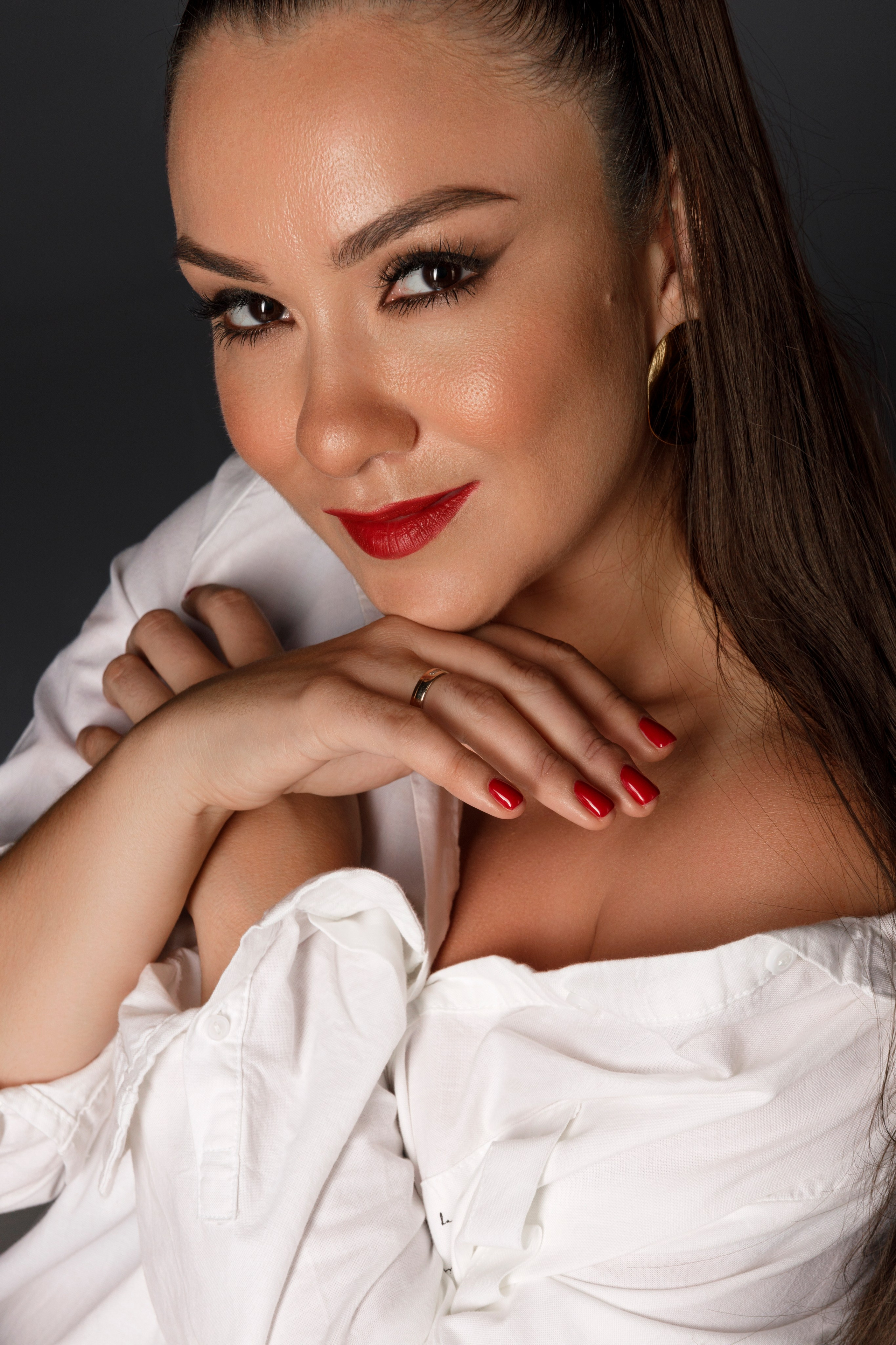 Лора. Главная