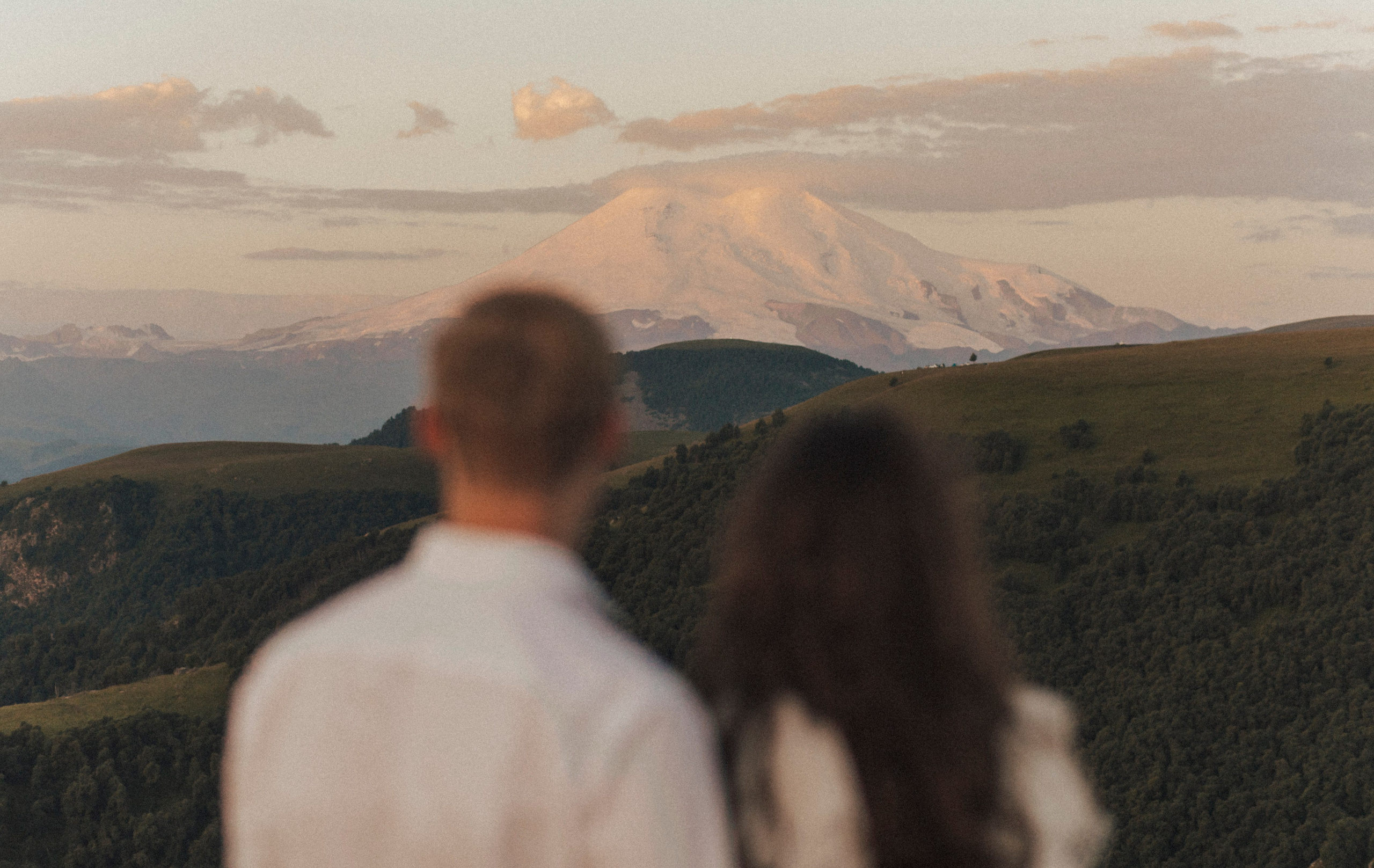 ВСТРЕЧАЯ РАССВЕТ. Фотограф Настя Конник | Пятигорск | Эльбрус | Домбай | Архыз