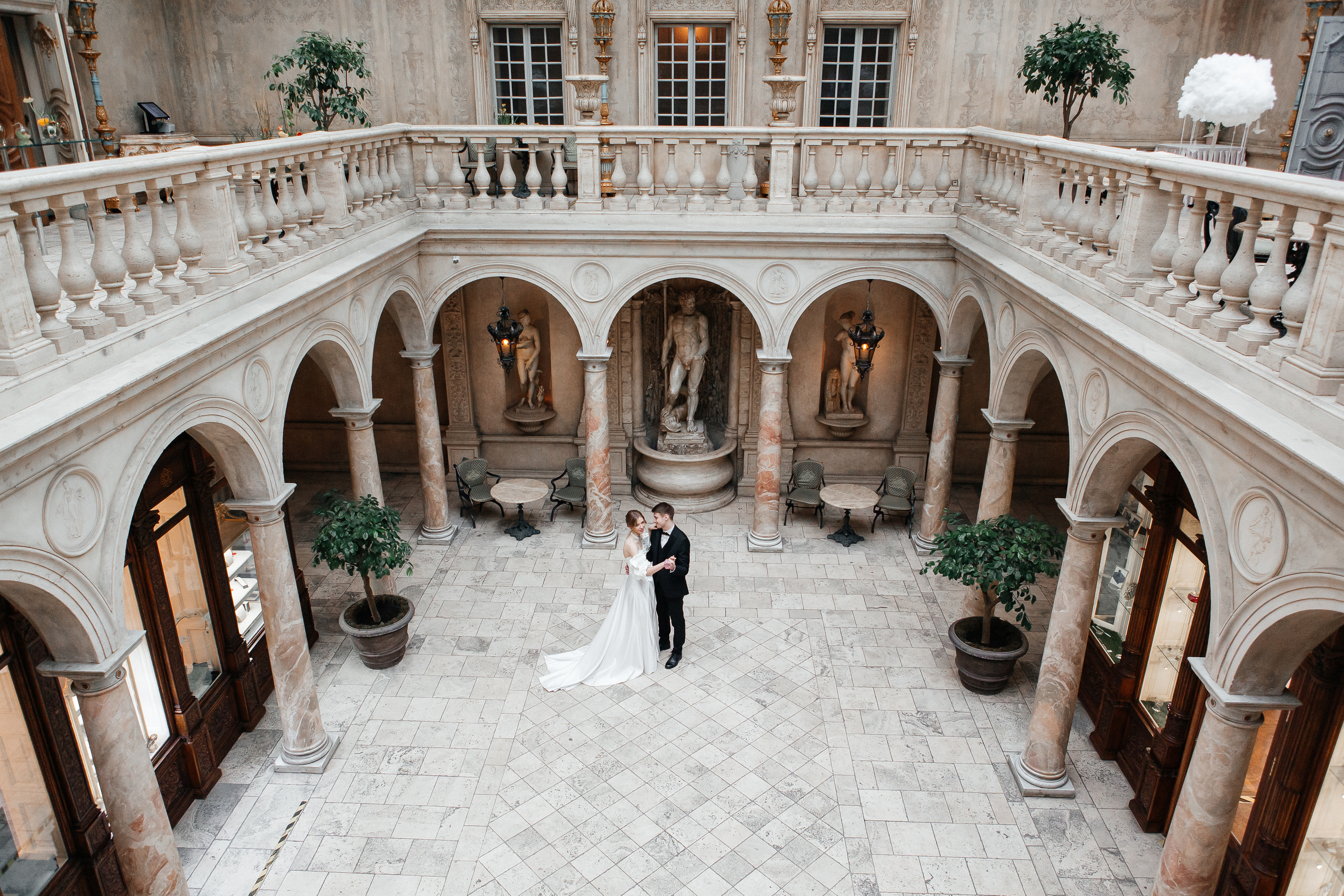 Свадебная фотосессия в ресторане Турандот