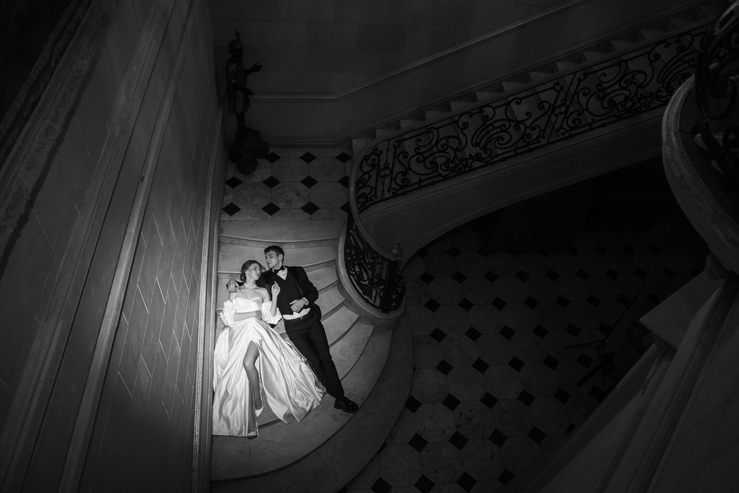 Свадебная фотосессия в ресторане Турандот. Свадебный фотограф в Москве Дарья Олендарёва