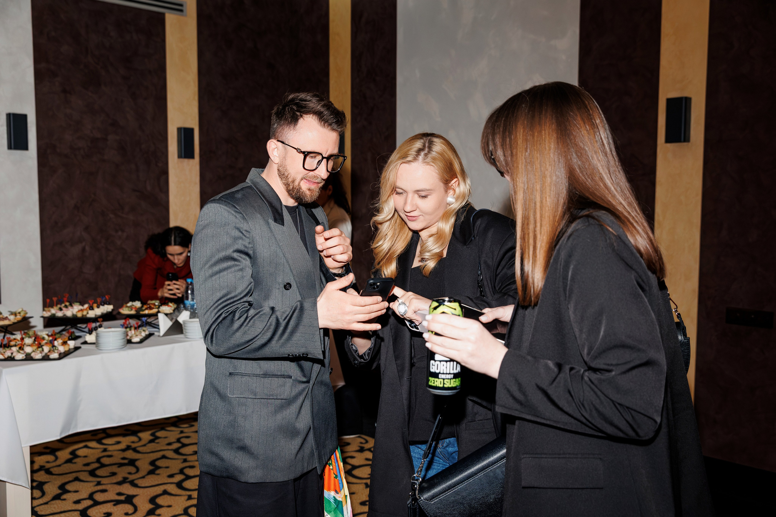 Creators. ILIAS BLACK — Фотограф свадеб и мероприятий в Минске и Беларуси