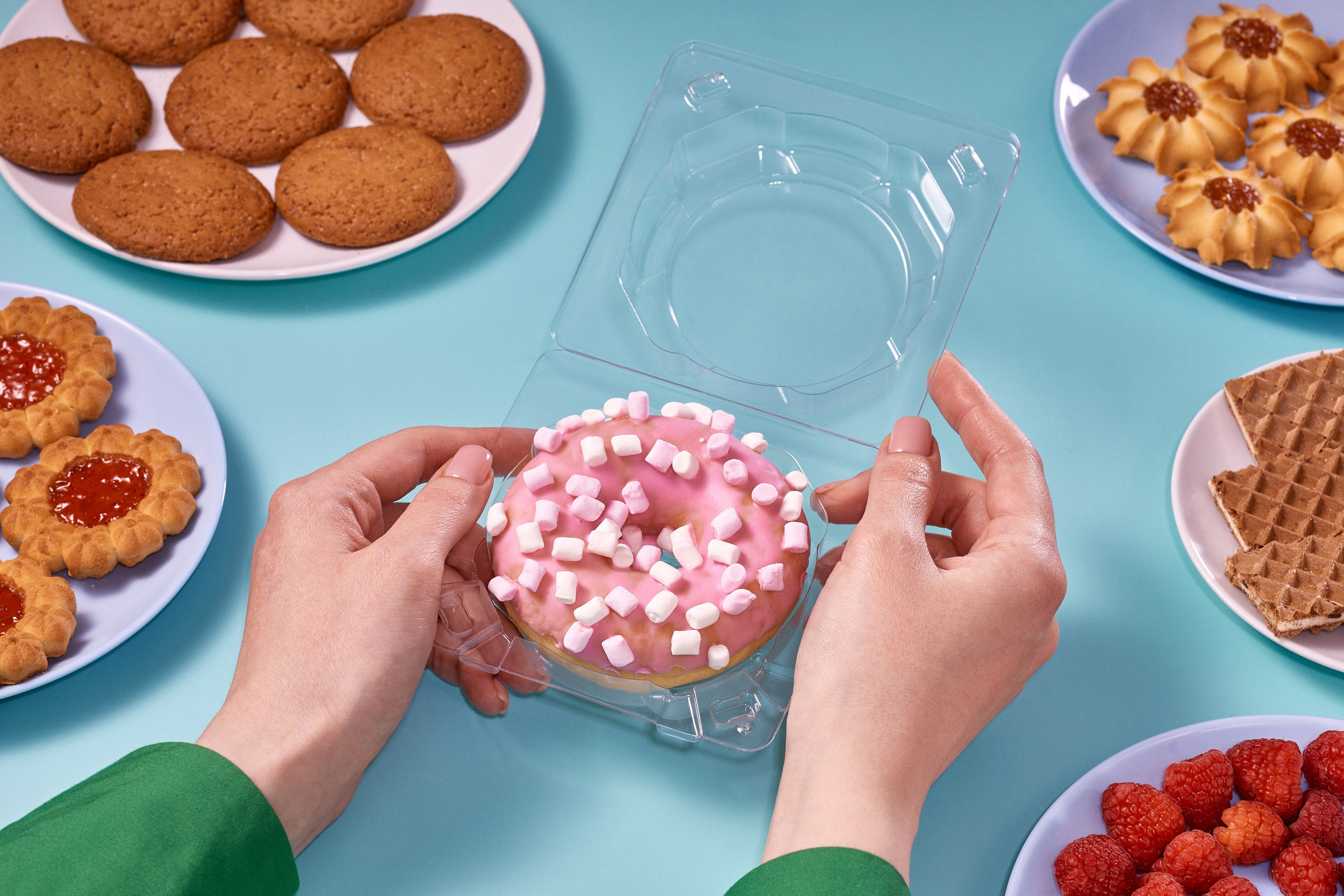 Контейнеры. Уютная студия предметной съемки для маркетплейсов в городе Москва