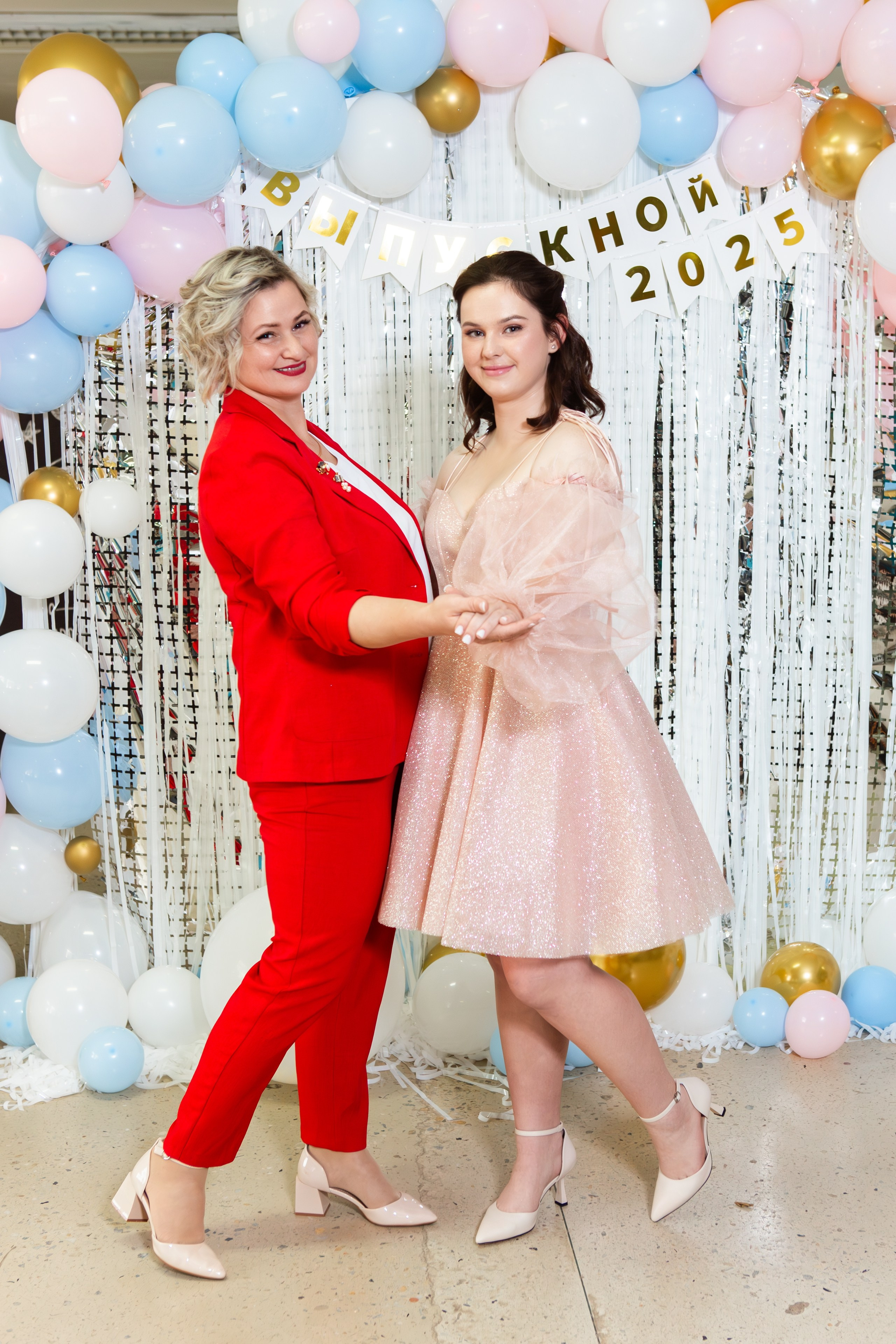 ФОТОСЕССИЯ С РОДИТЕЛЯМИ ВЫПУСКНОЙ 2025 9 ШКОЛА Г.МЦЕНСК. Профессиональный фотограф в Мценске и Орловской области