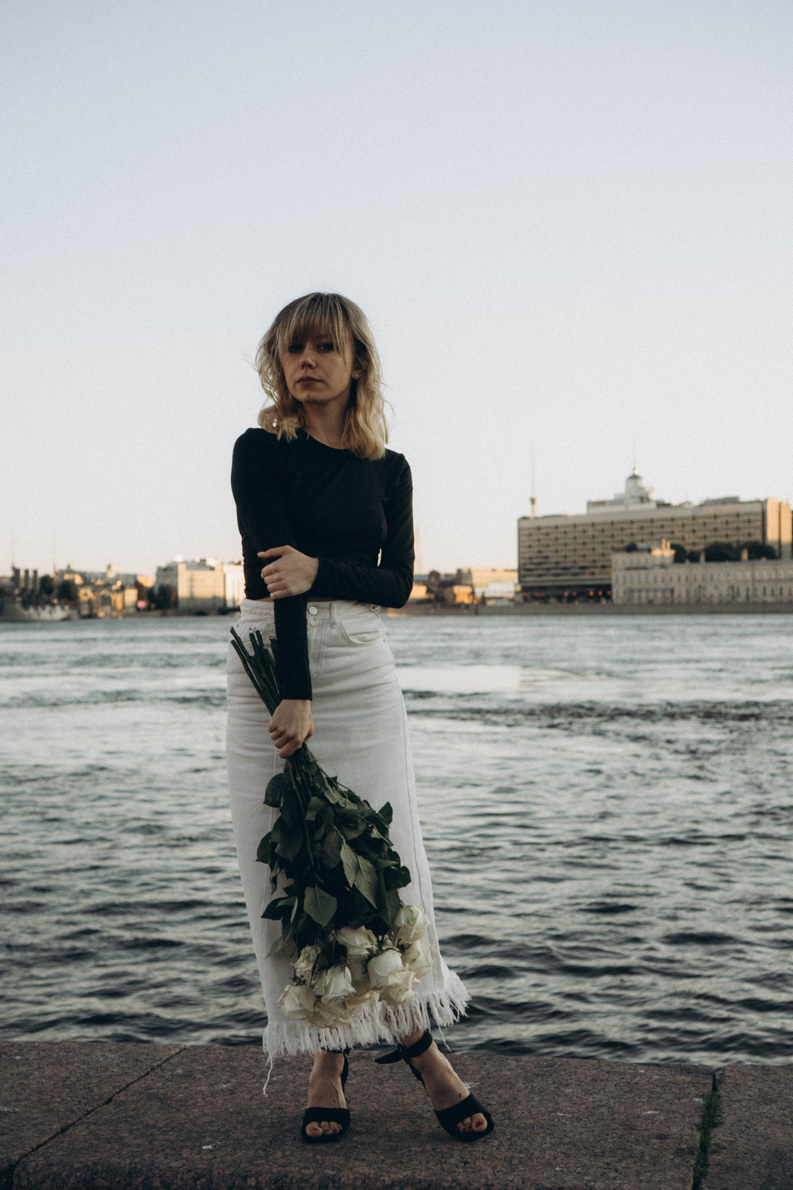 ПРОГУЛКА ПО ГОРОДУ В БЕЛЫЕ НОЧИ (другой вариант). Профессиональный фотограф, Санкт-Петербург — Виктория Богомолова