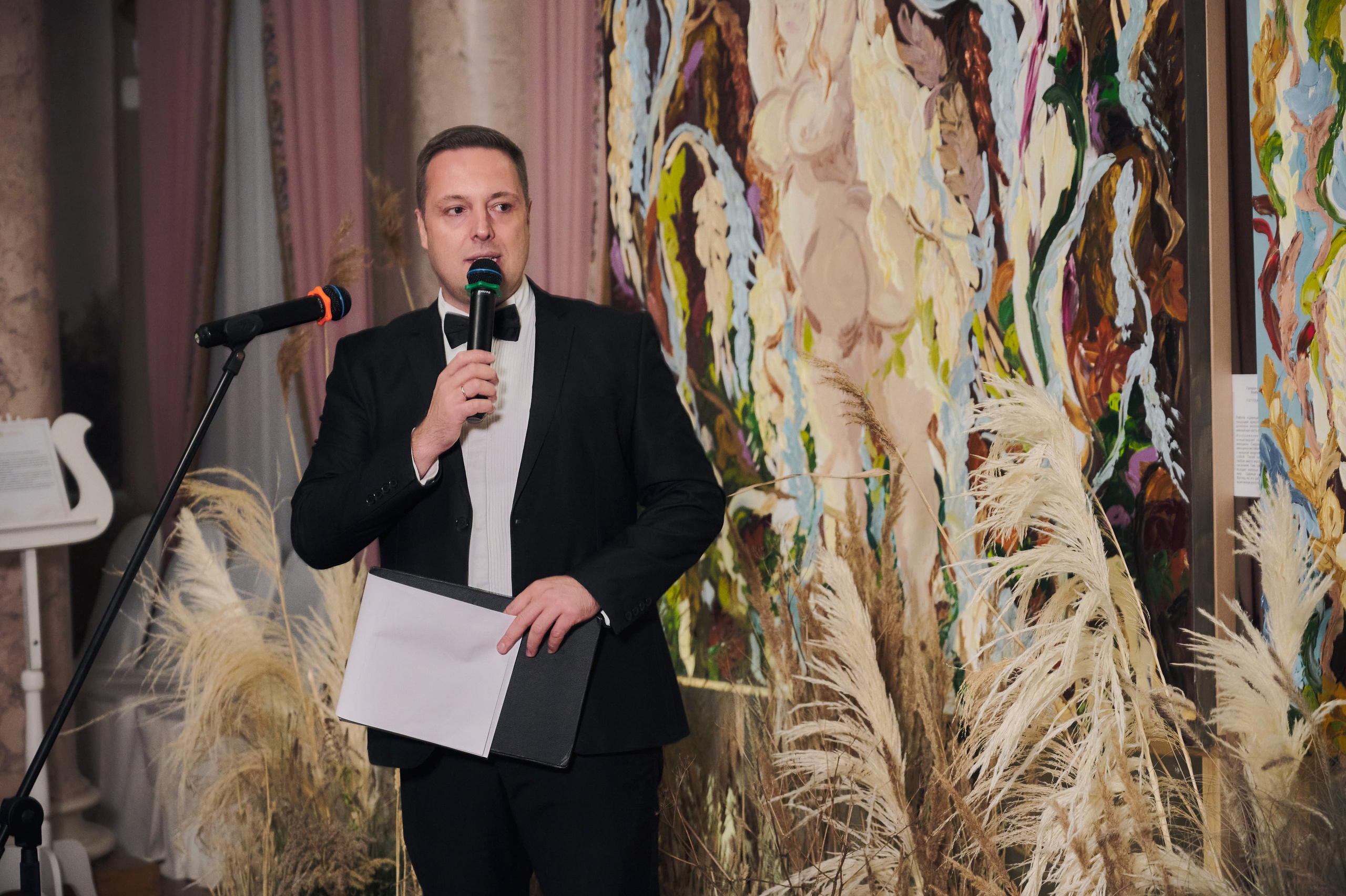 Открытие выставки 13.09.22. Никита Хохловский фото и видео продакшн