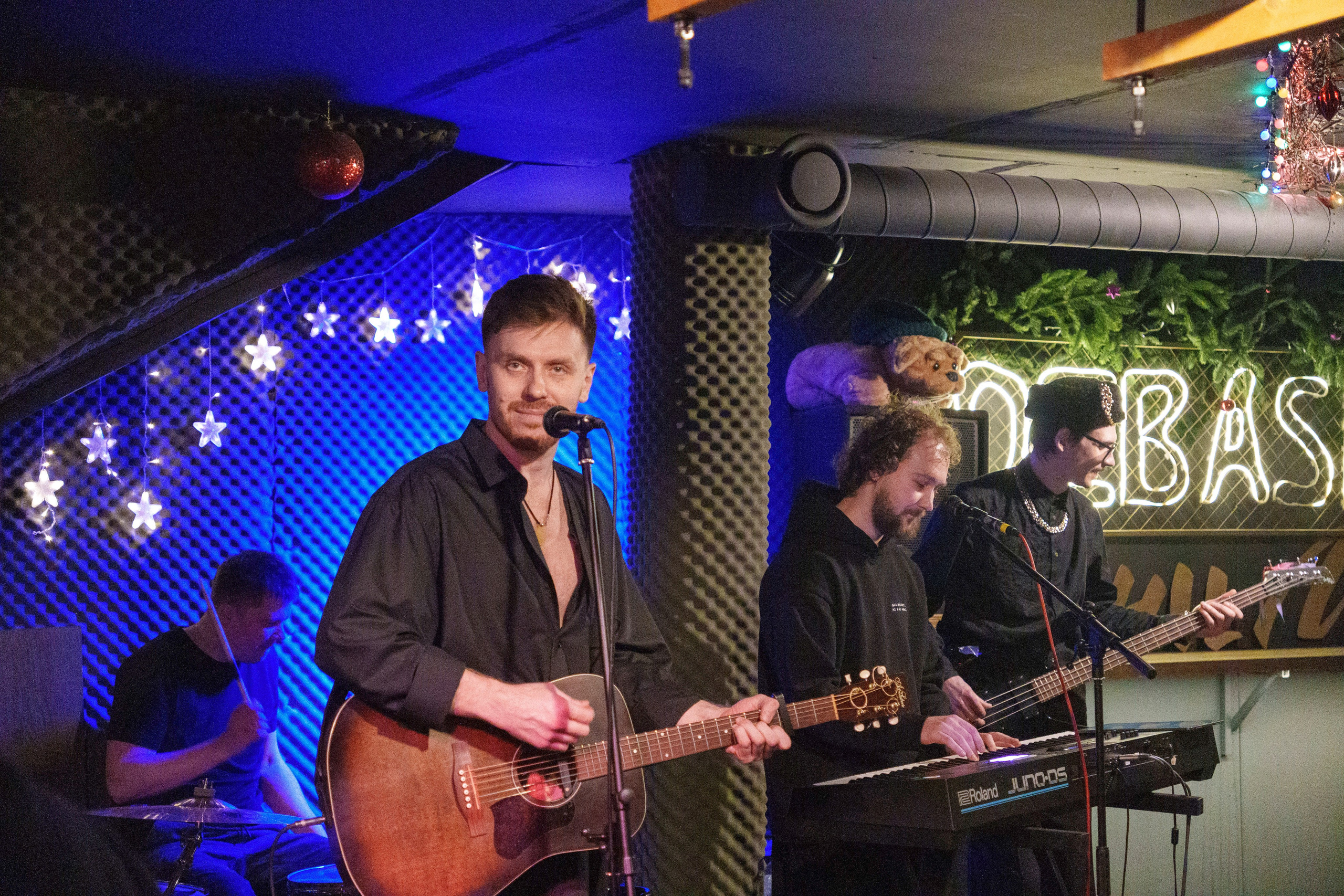 Концерт группы Тони Мак в баре Debaser. Фотограф в Санкт-Петербурге Ибрагимова Алина