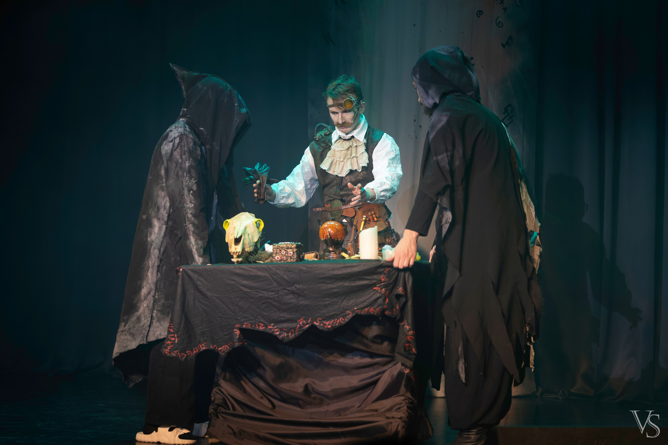 Книга стихий 25.01. Фотограф Виктор Степанов