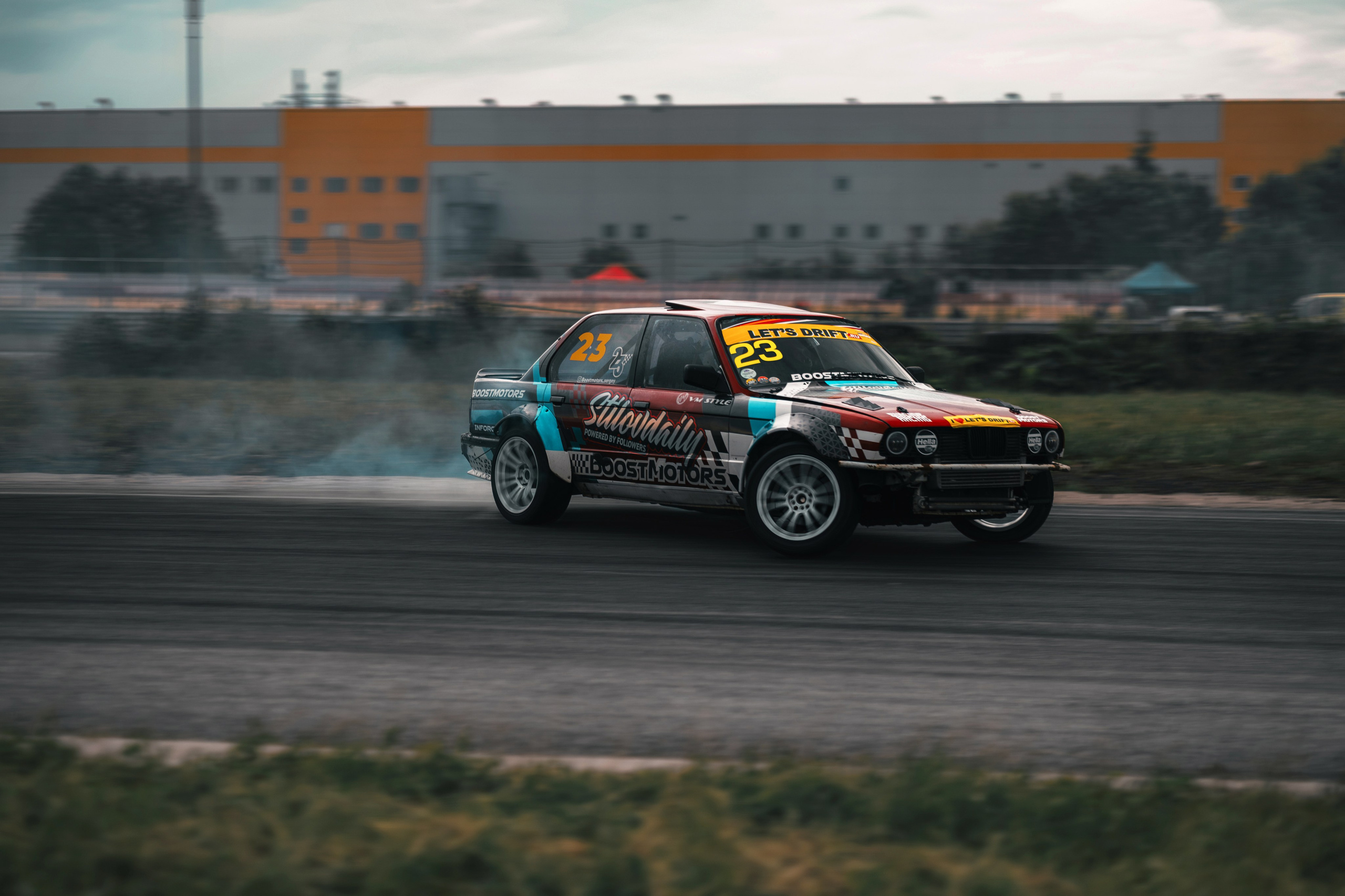 Фоторепортаж с «Больших Гонок» — дрифт, драг, звук