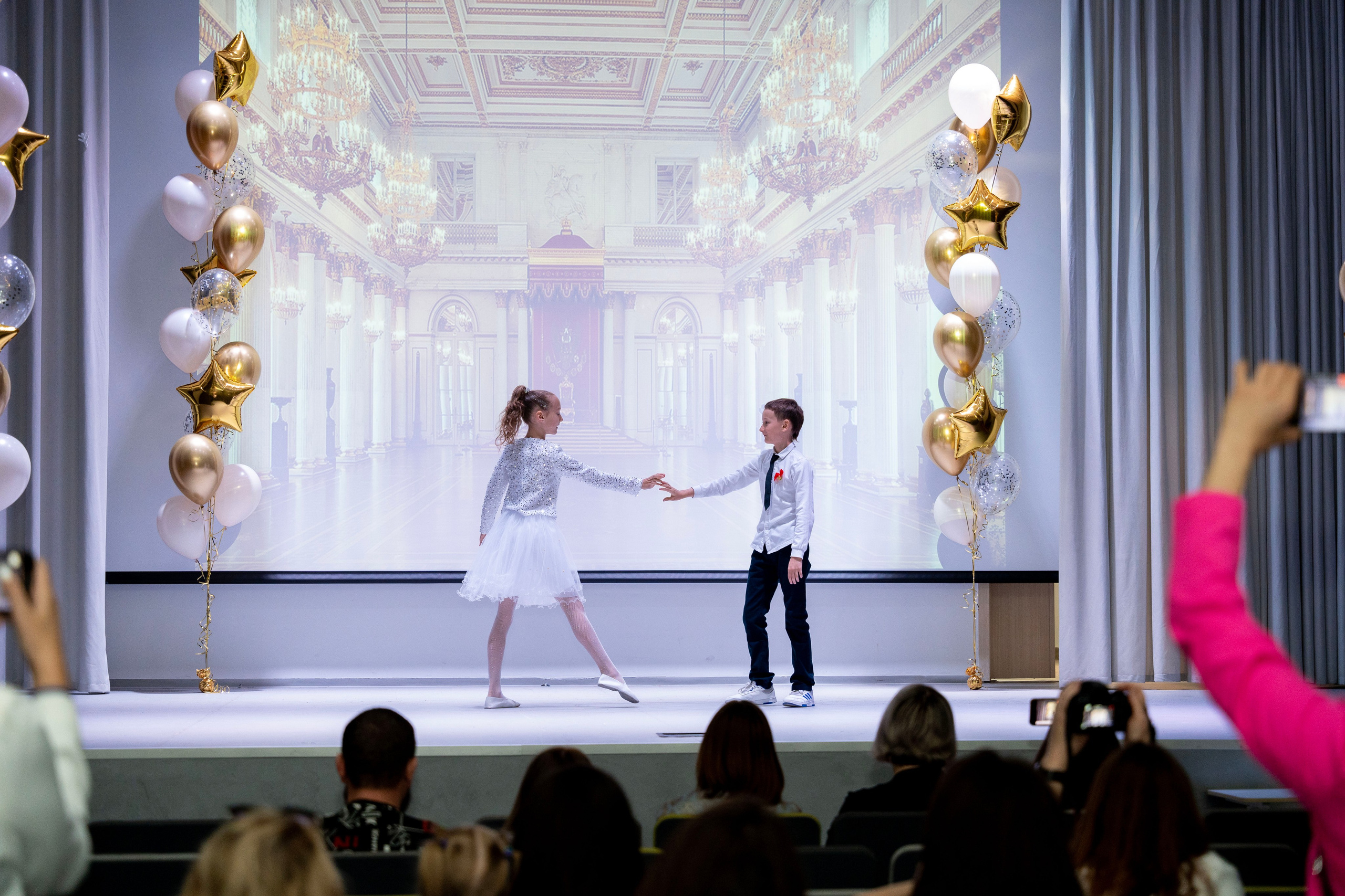 Выпускные 4 классы. Фотограф Юлия Попова