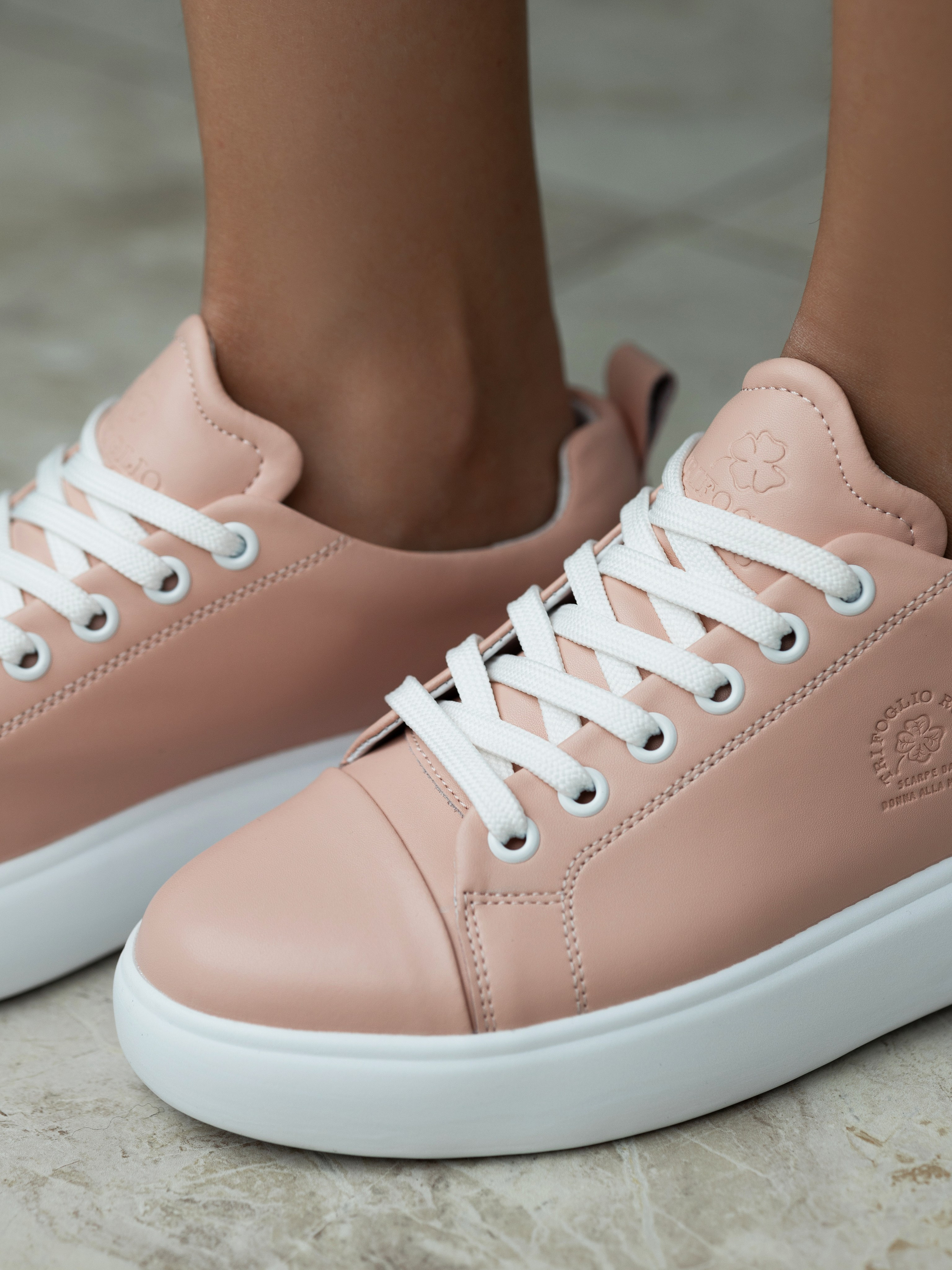 Кроссовки. Фотограф в Ростове-на-Дону Мария Аверина