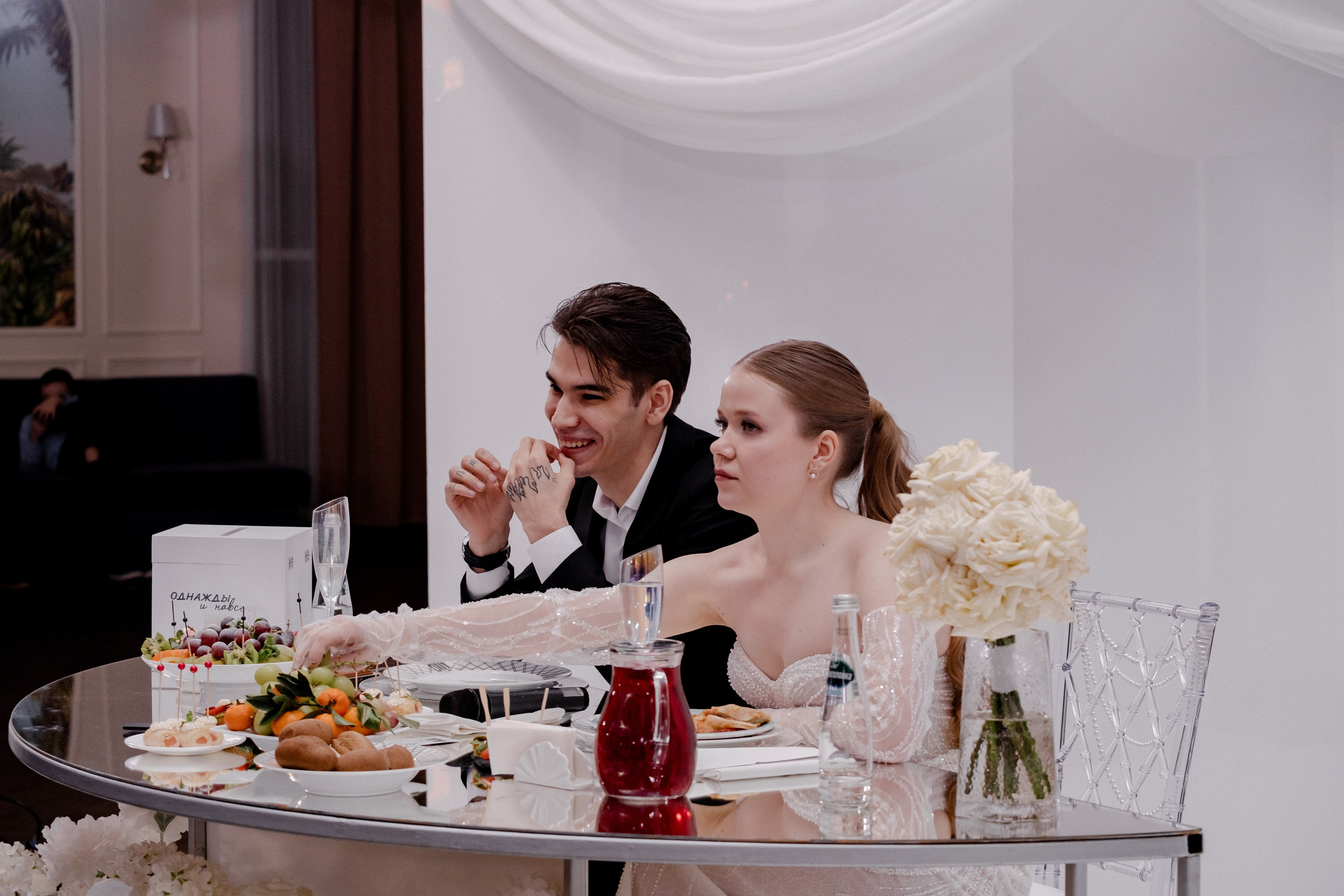 СВАДЕБНЫЙ БАНКЕТ (СНЯТО В СИБИРЕ В НИЖНЕВАРТОВСКЕ). Профессиональный фотограф, Санкт-Петербург — Виктория Богомолова