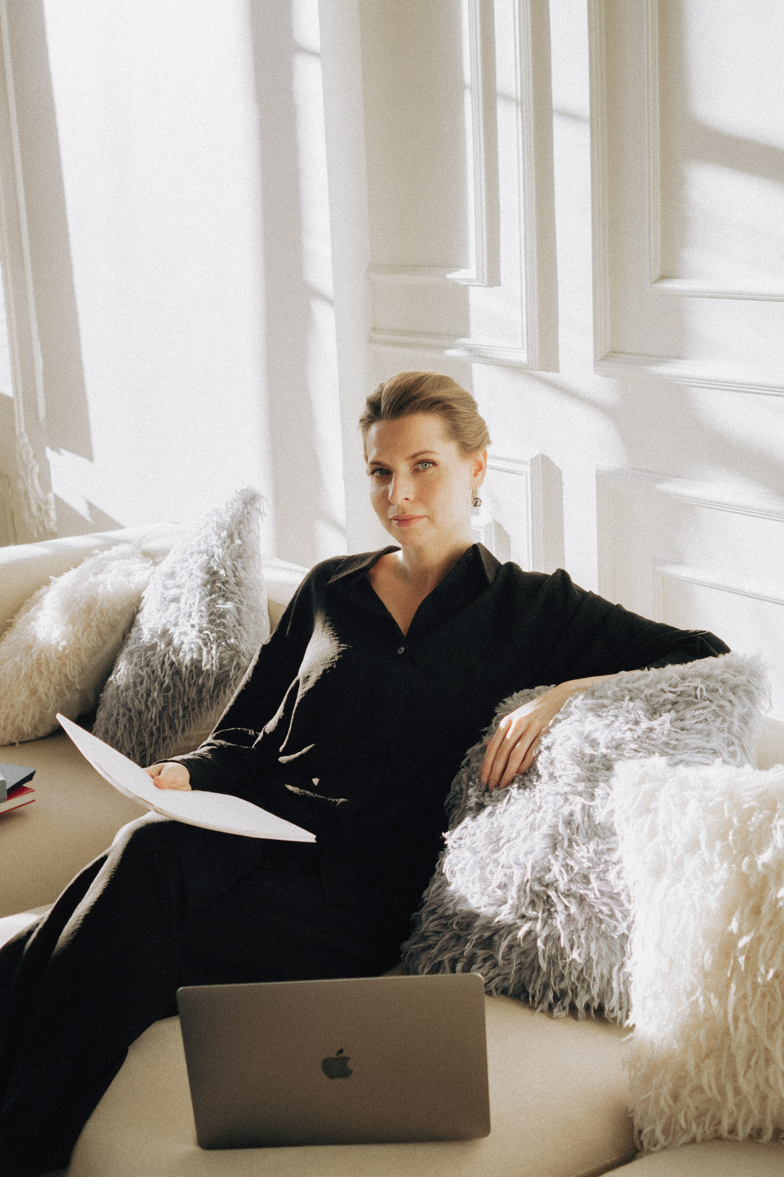 ФОТОСЕСИИЯ В СТУДИИ ДЛЯ ДЕВУШКИ ПСИХОЛОГА. Профессиональный фотограф, Санкт-Петербург — Виктория Богомолова