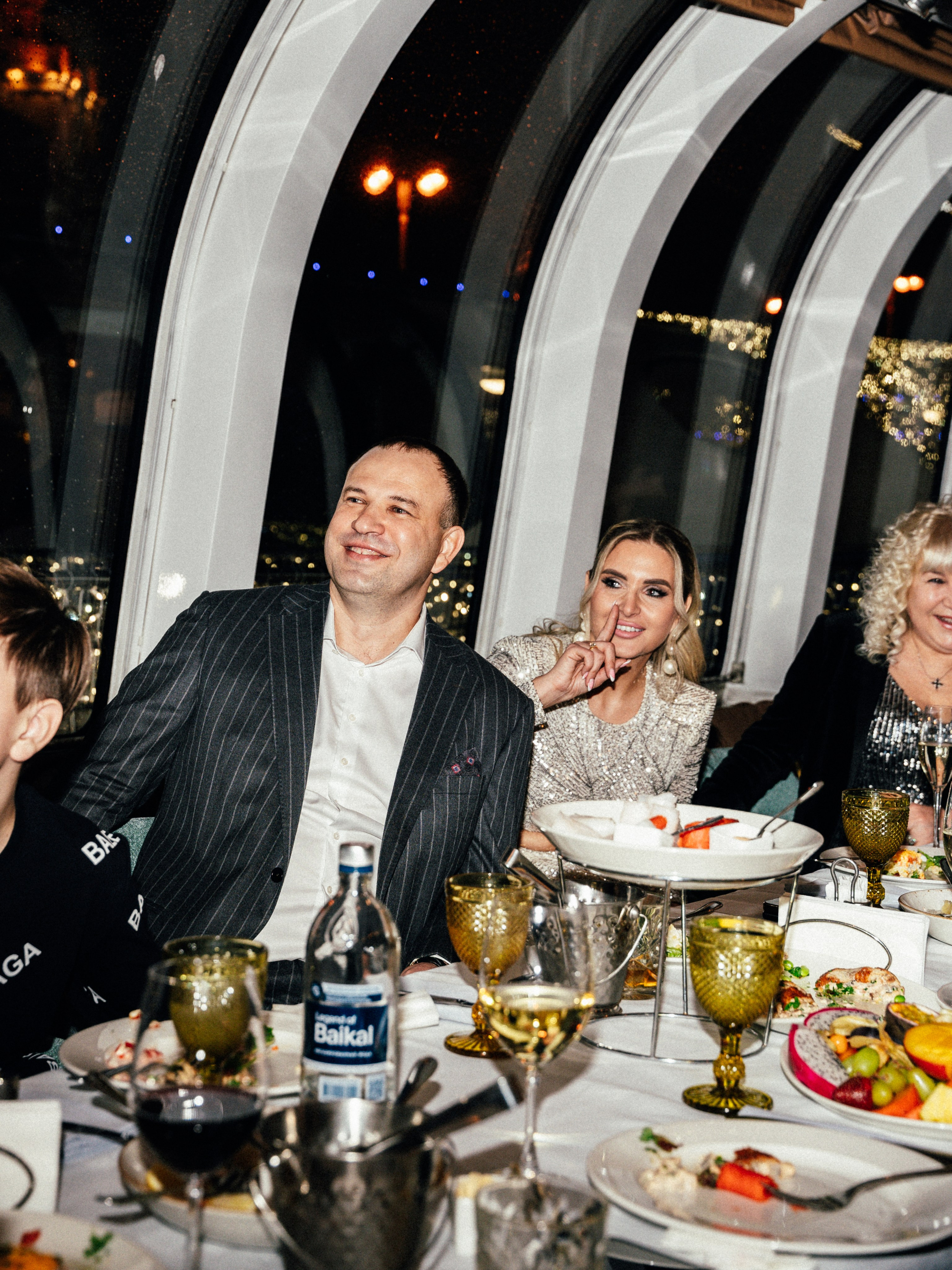 Корпоратив Erwin Река. Портретный и репортажный фотограф