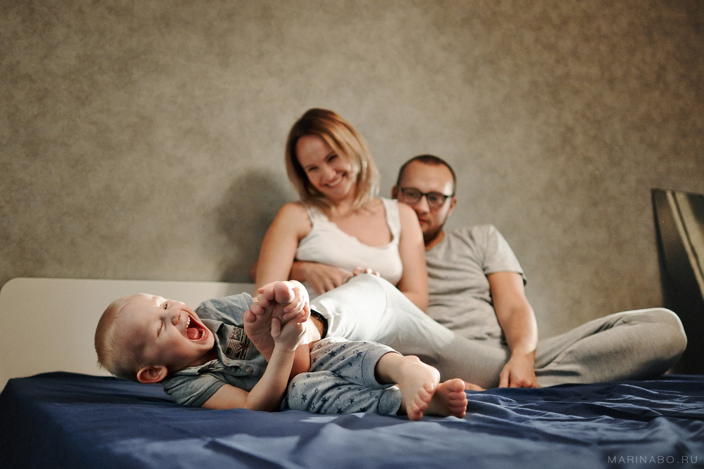 В гостях, новогодняя, домашняя фотосъемка в Санкт-Петербурге. Семейный Lifestyle фотограф в Санкт-Петербурге Марина Бокшицкая