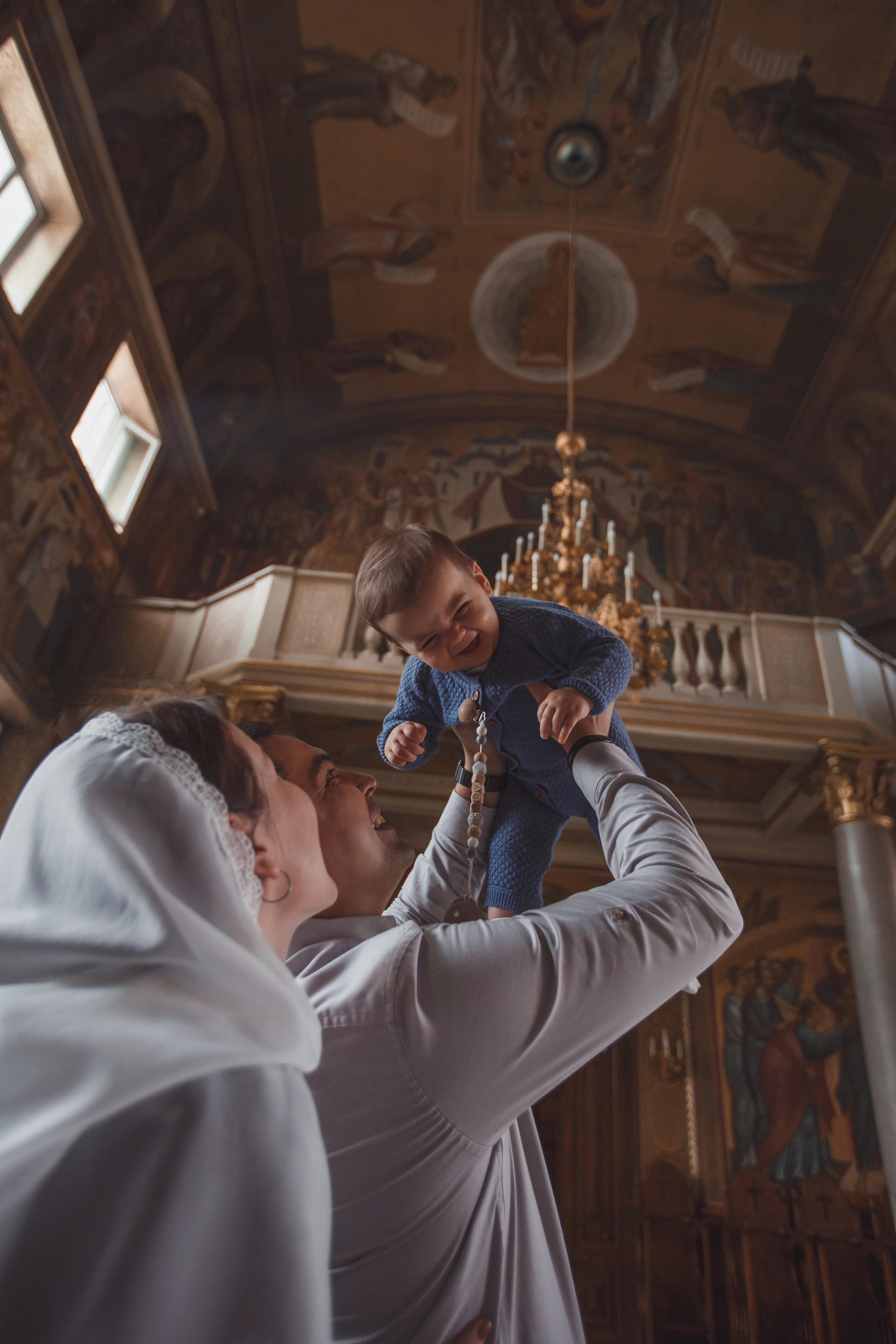 Фотосъёмка таинства крещения в Белгороде. Свадебный и контент фотограф в Белгороде Ярослав Гаврилейченко