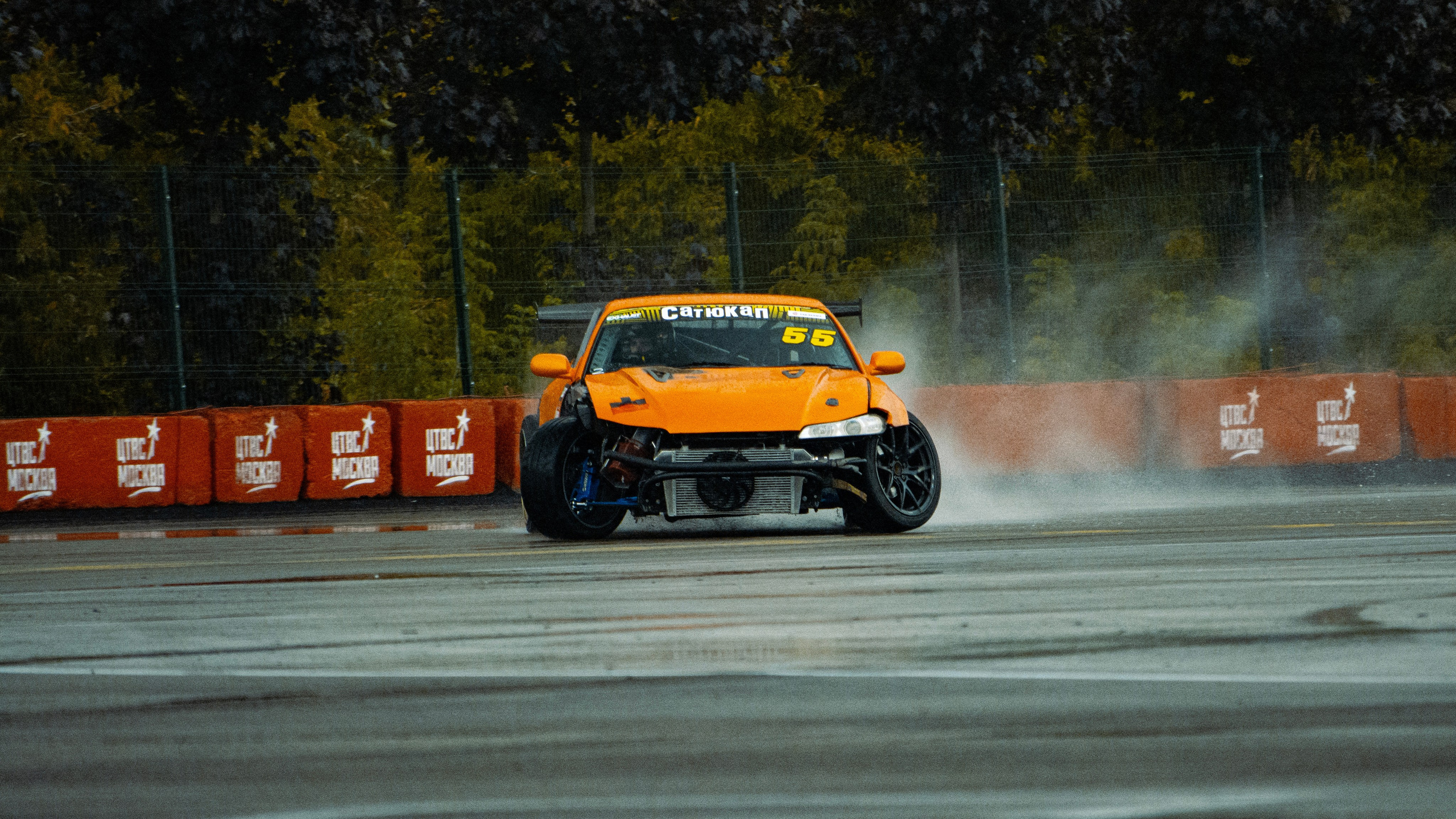 Auto. Фотограф Евгения Саботаж в г. Москва