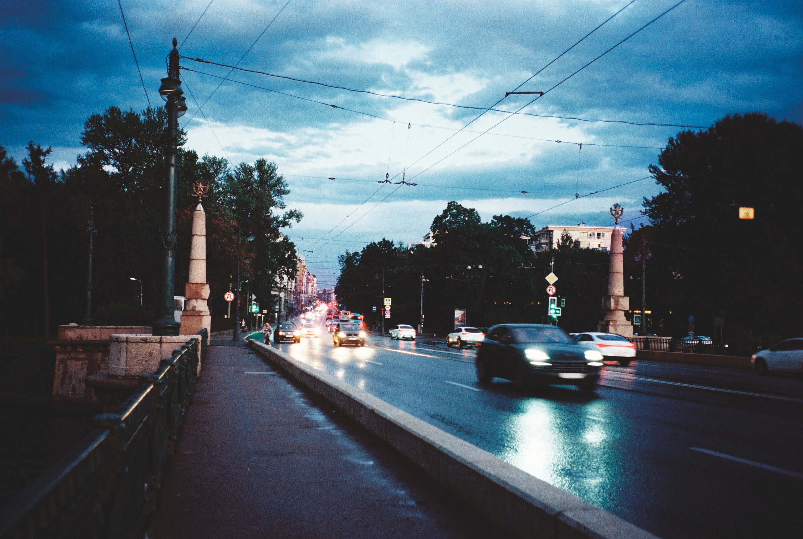 Фотографии цветные. Свадебный и семейный пленочный фотограф в Петербурге Истомина Ирина