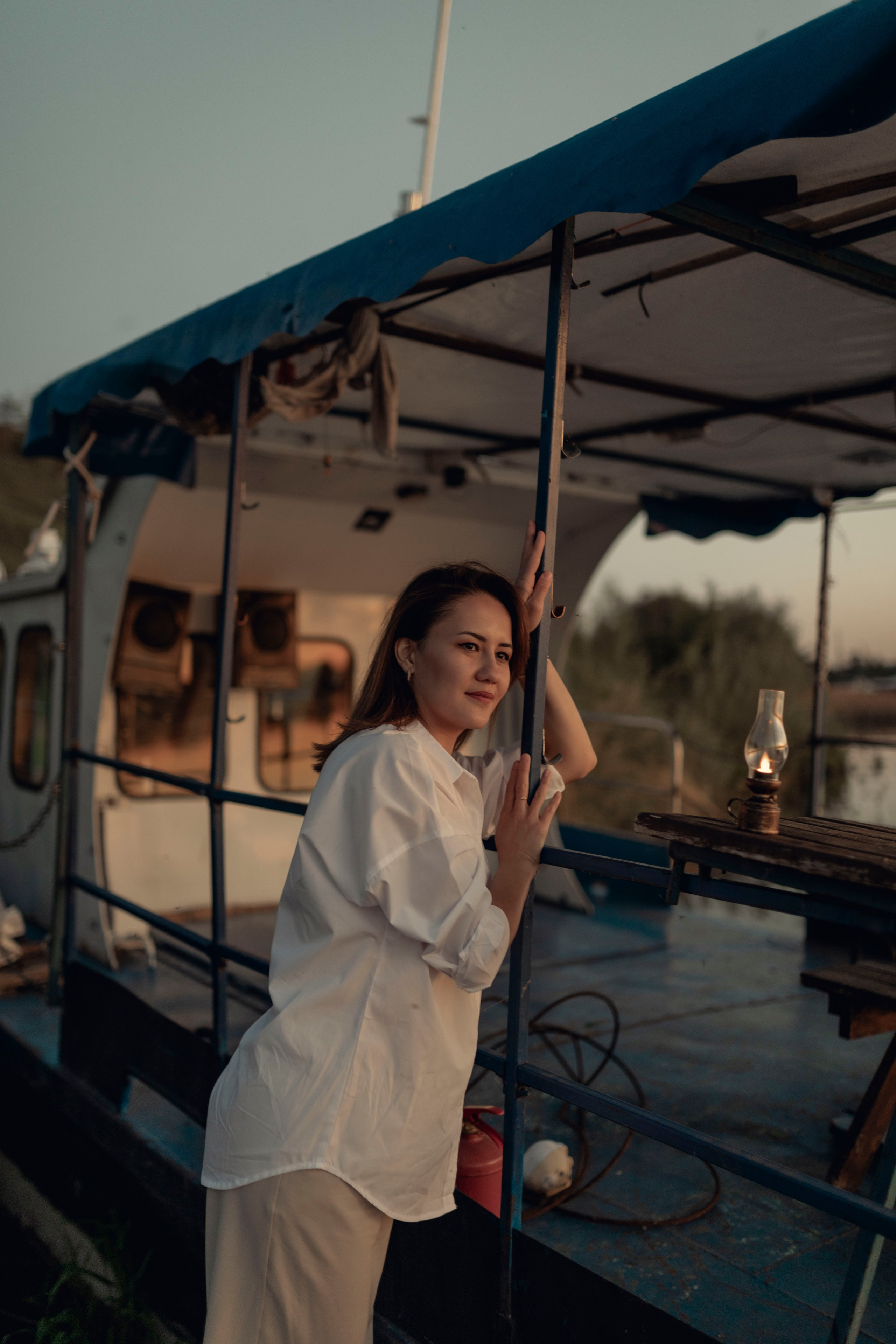 Тайны старого катера…. Фотограф Юлия Хакимова / Казань/ Чистополь