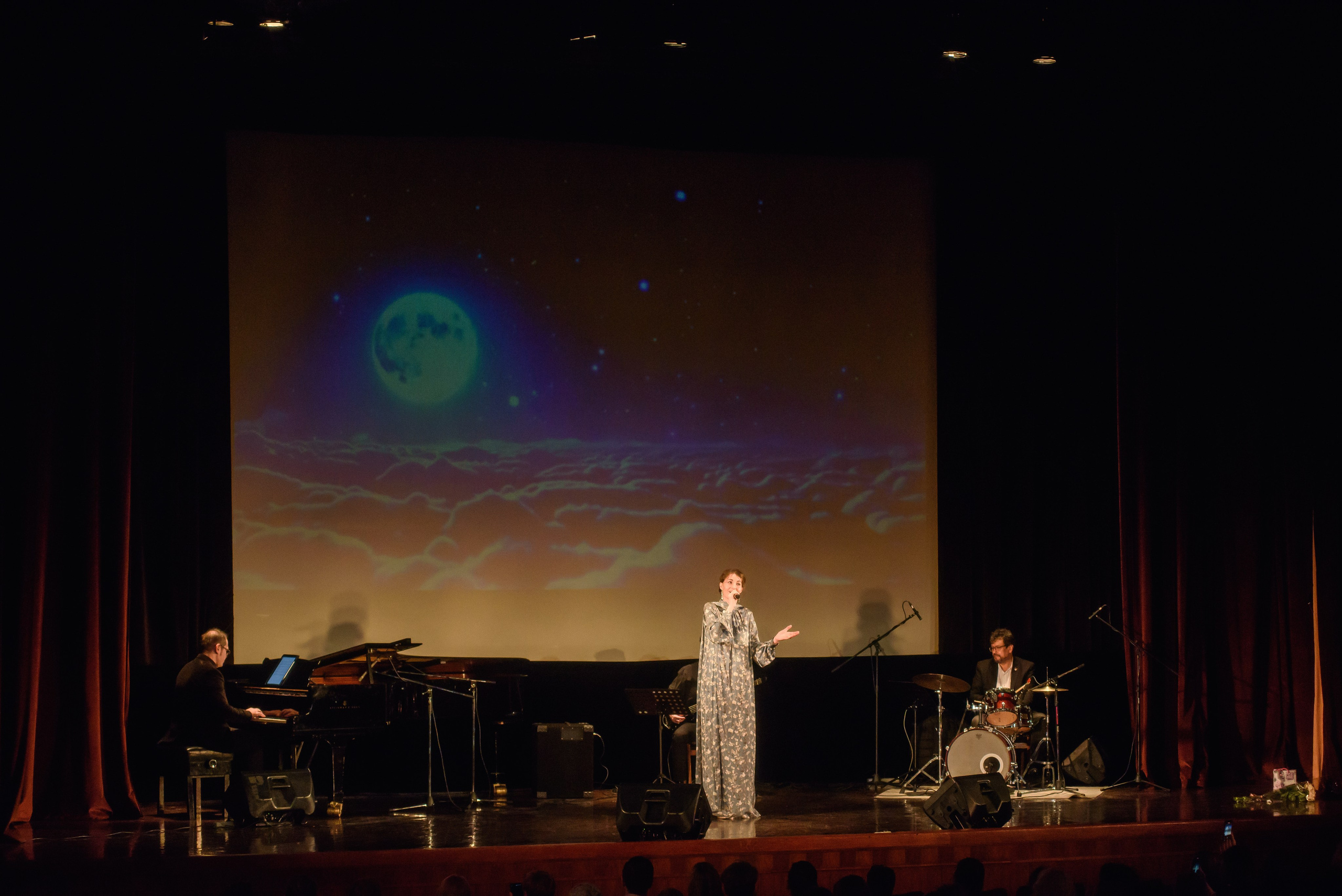 Памяти Анны Герман и Муслима Магомаева — «Имена на все времена», ЦДЛ. Бренд-фотограф для экспертов и блогеров в Москве Влада Горбовская