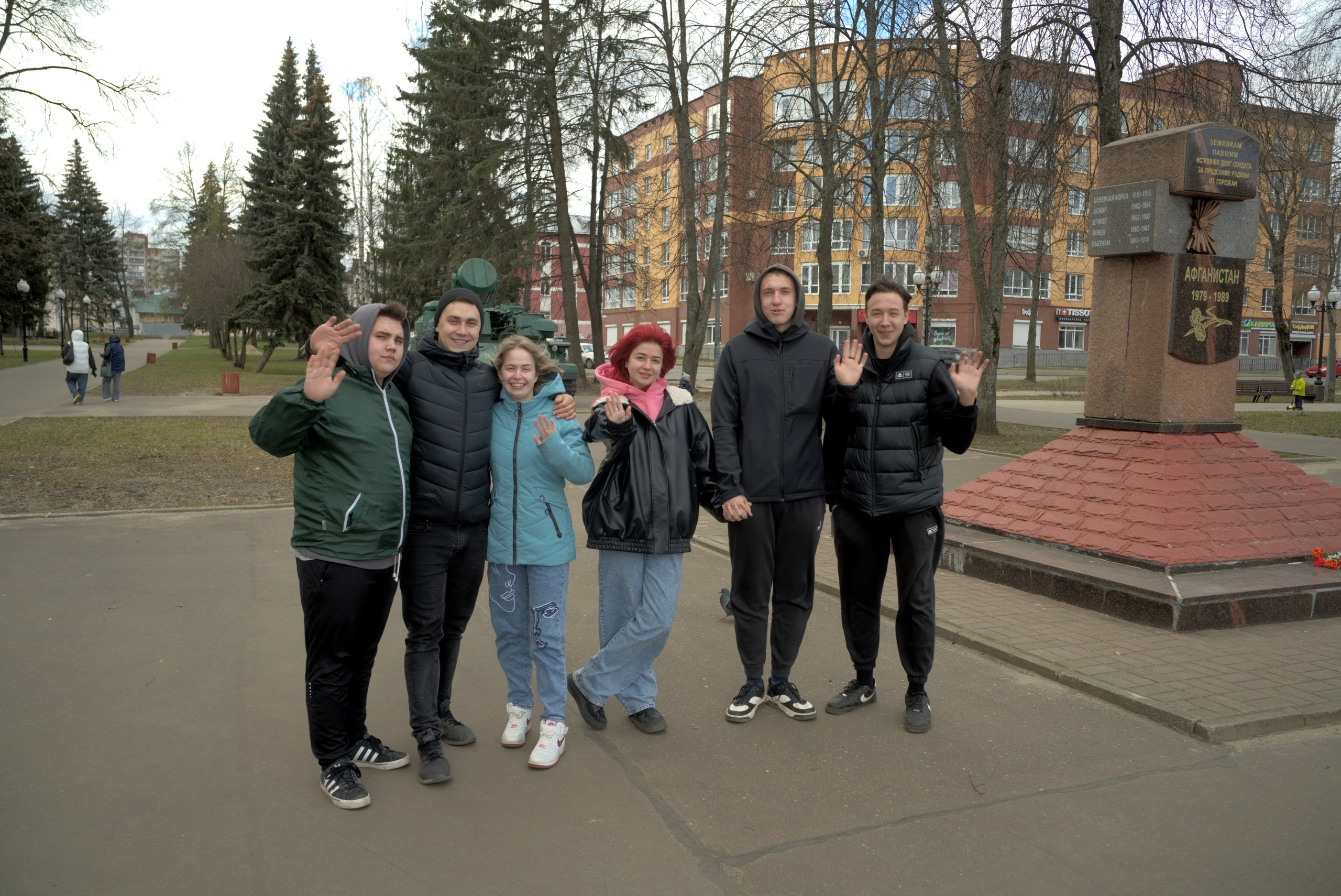 2026_04_19 Второй заезд Кунцевых, любовь и голуби. Городок на Волге