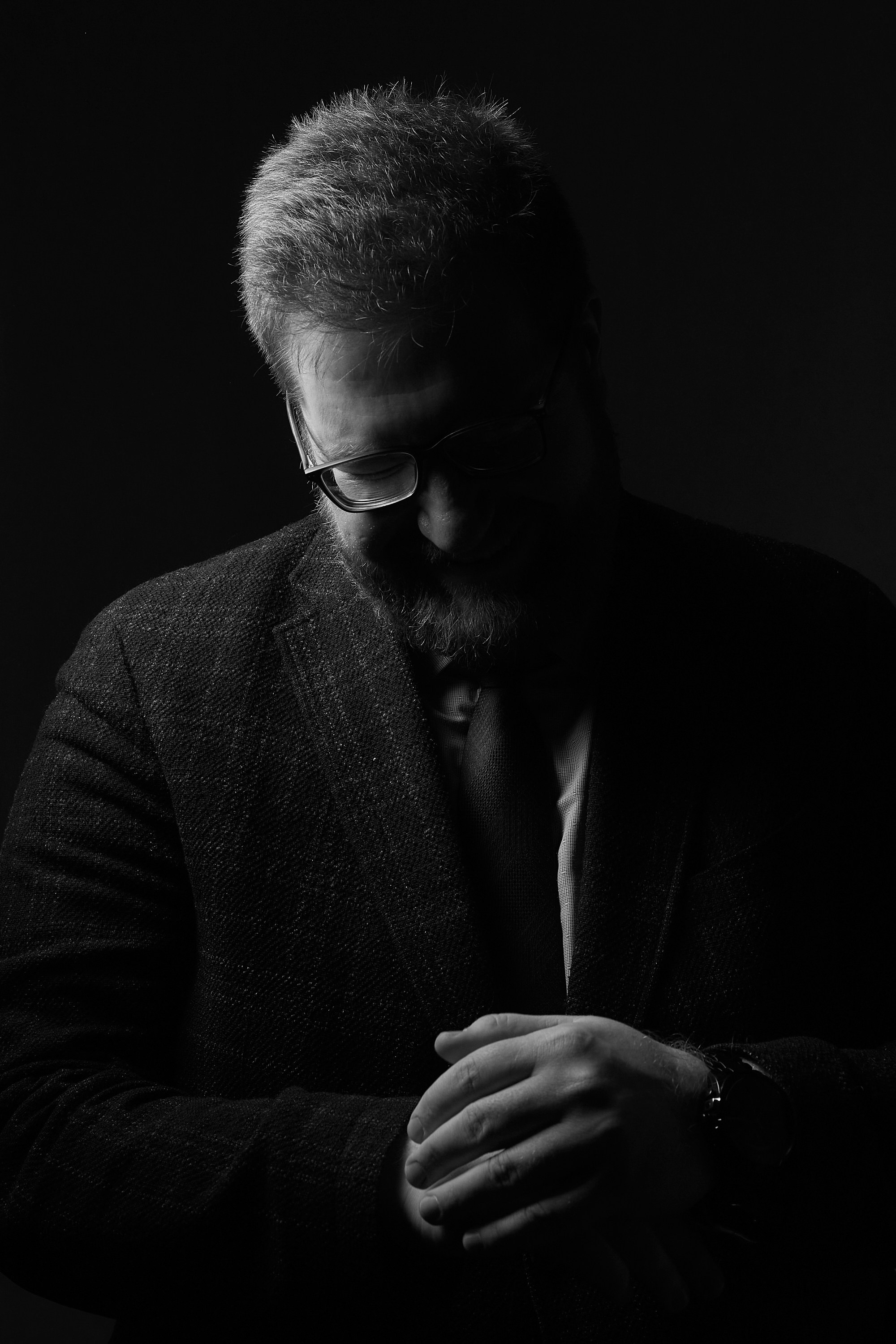 У меня дома (ЧБ)