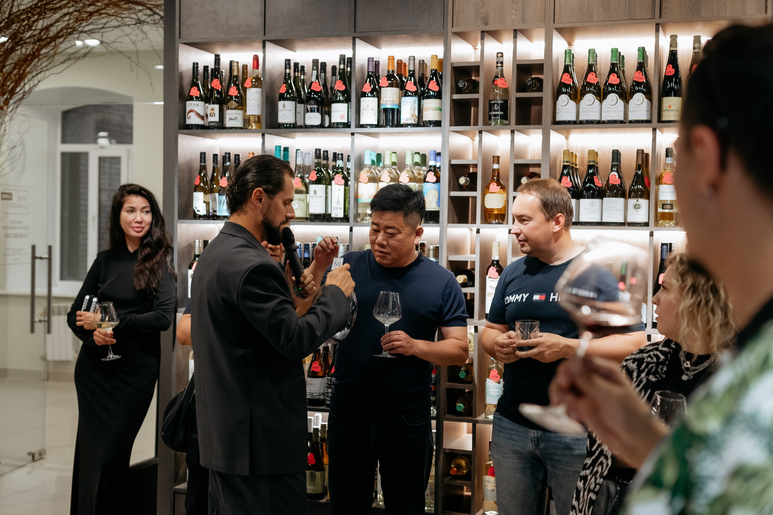 BY SIMPLE ВИНОТЕКА — ОТКРЫТИЕ. СВОИ. ФОТООТЧЕТЫ-СОБЫТИЯ-МЕСТА