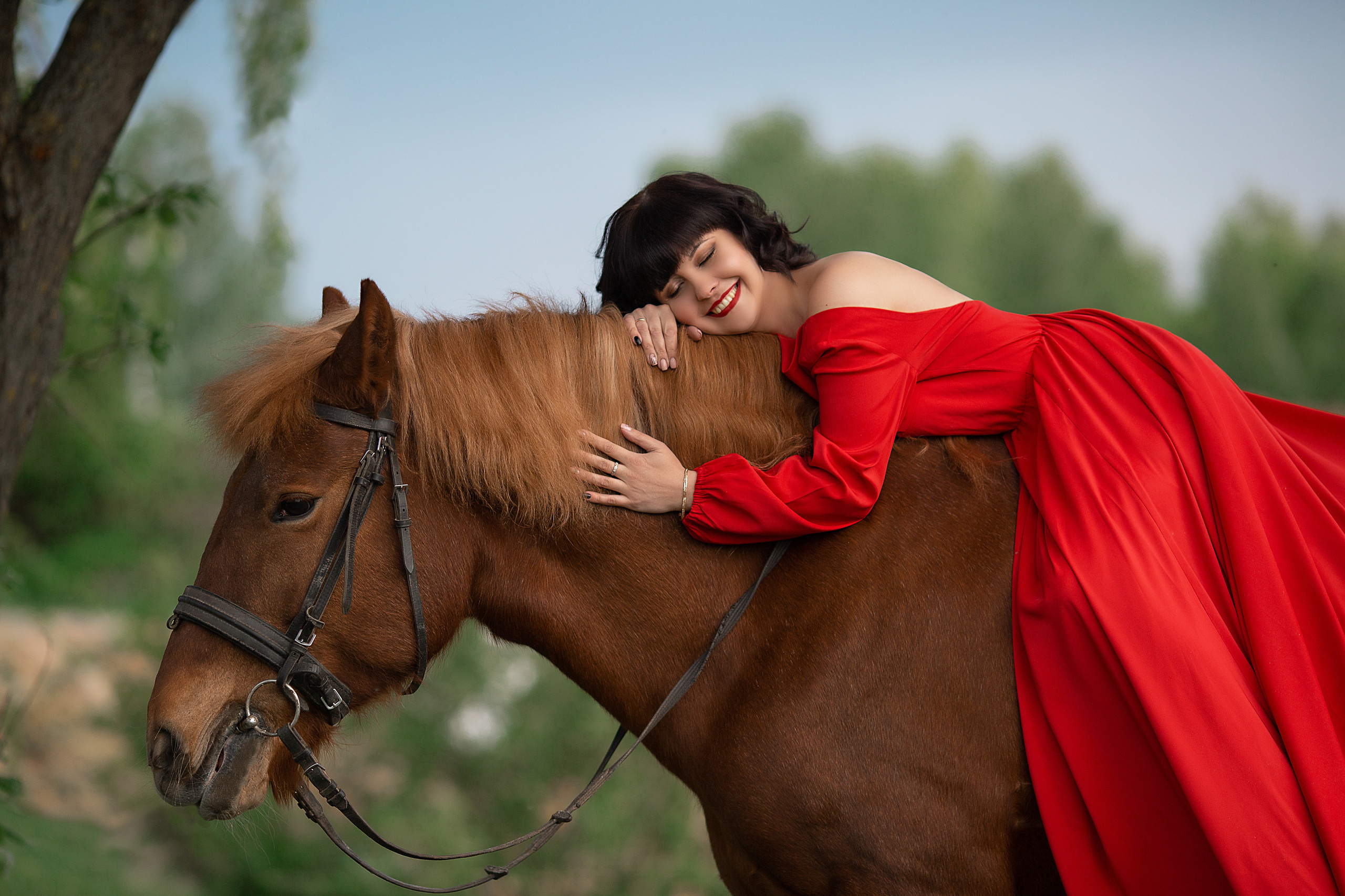 Алёна и Радуга. Фотосессия с лошадьми в Нижнем Новгороде