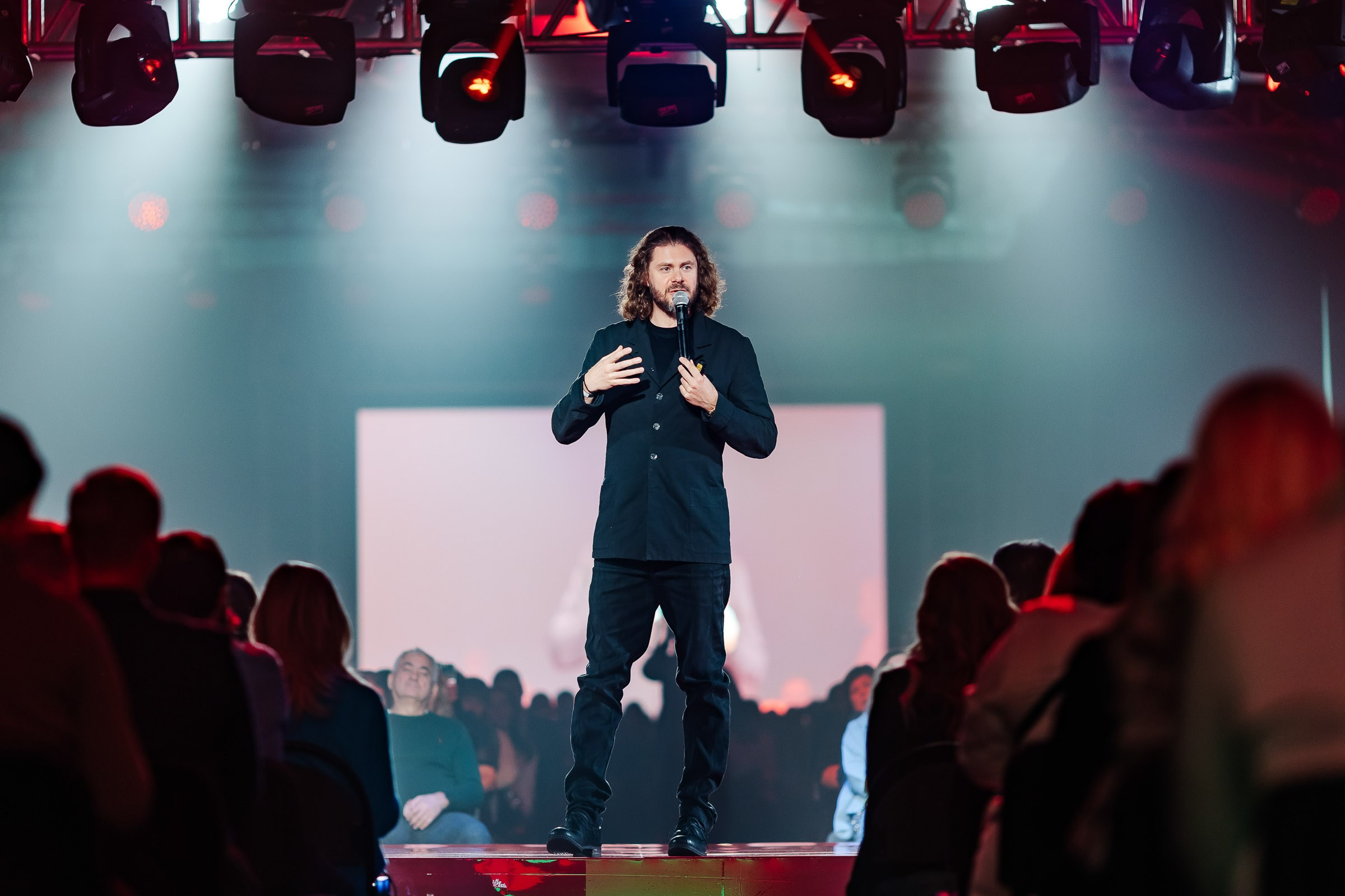 Альфа Конфа. Кадровик продакшн: Фото и видеосъемка форумов, конференций, масштабных событий в Иркутске