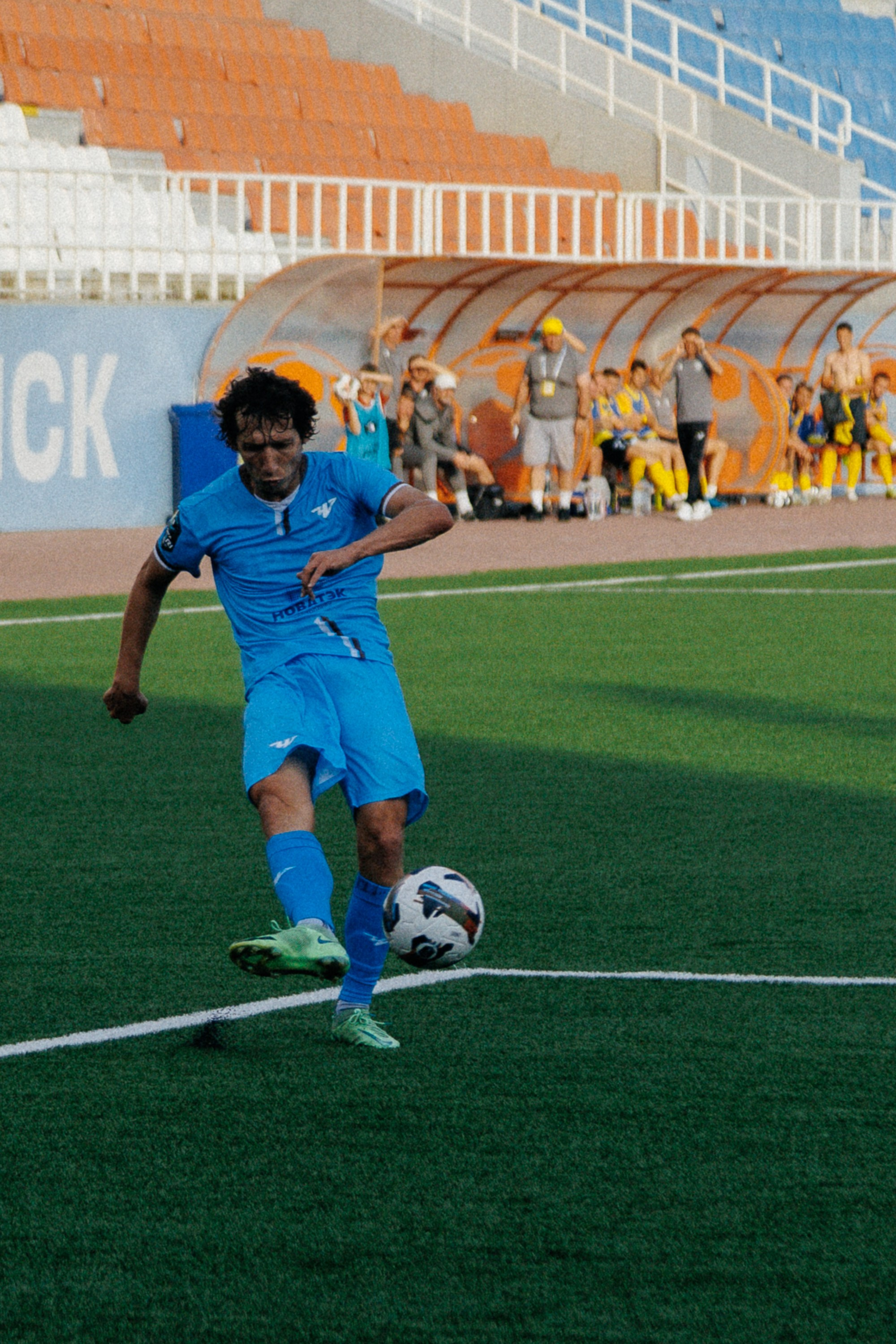 ФК ЧЕЛЯБИНСК Х ФК ВОЛГА. Репортажный фотограф Макс Брагин