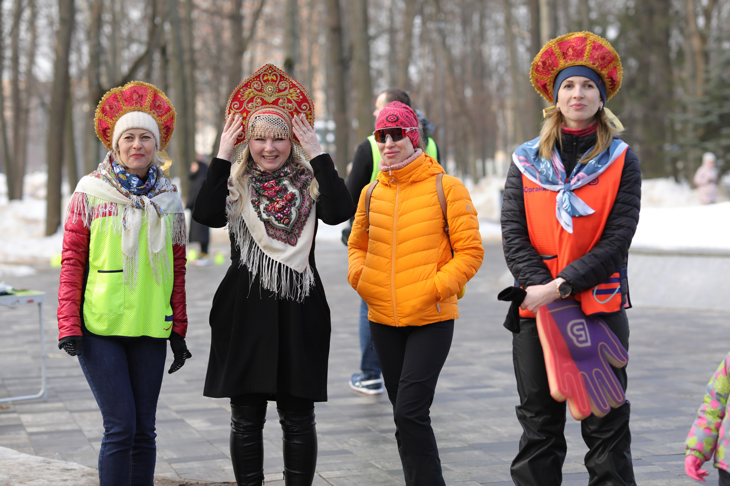 95-й масленичный забег 5 вёрст Химки, 16 марта 2024 г. Фотограф Сергей Ловкий