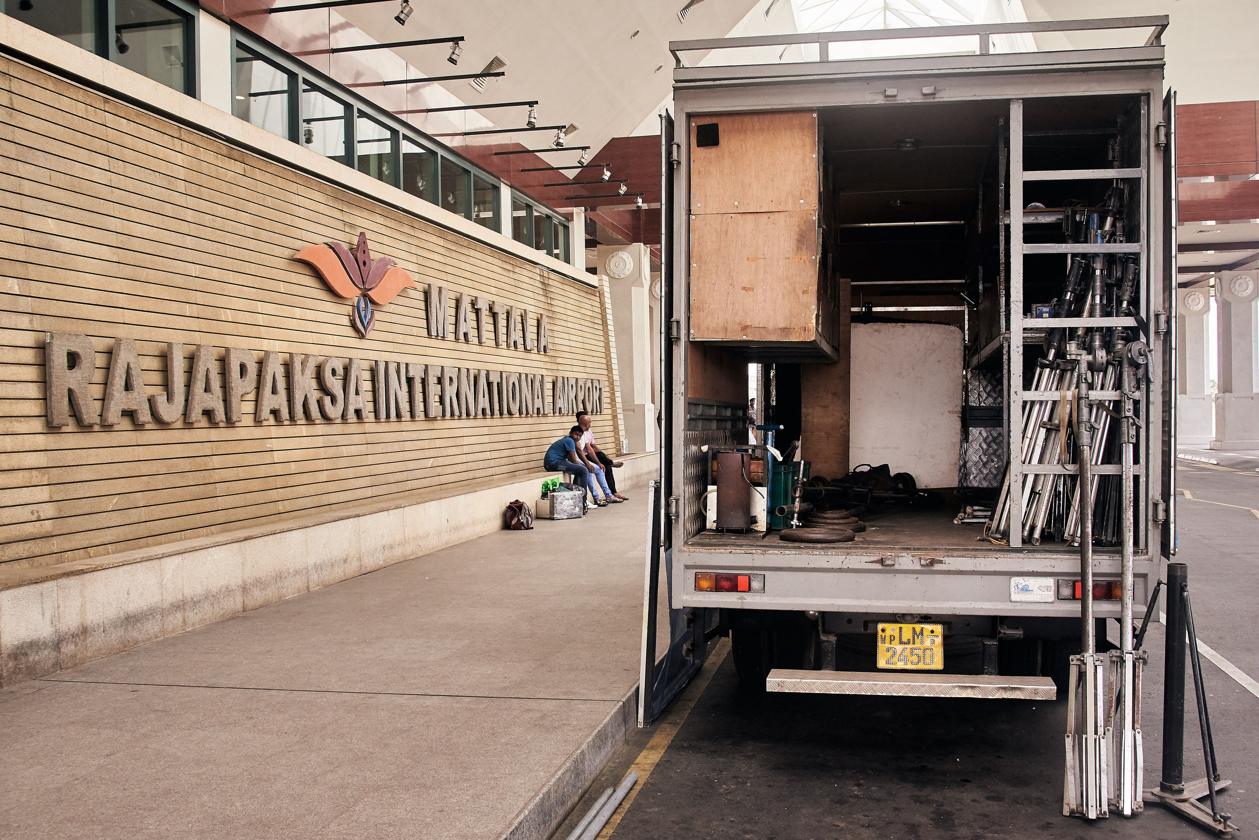 Булки — Аэропорт. Никита Хохловский фото и видео продакшн