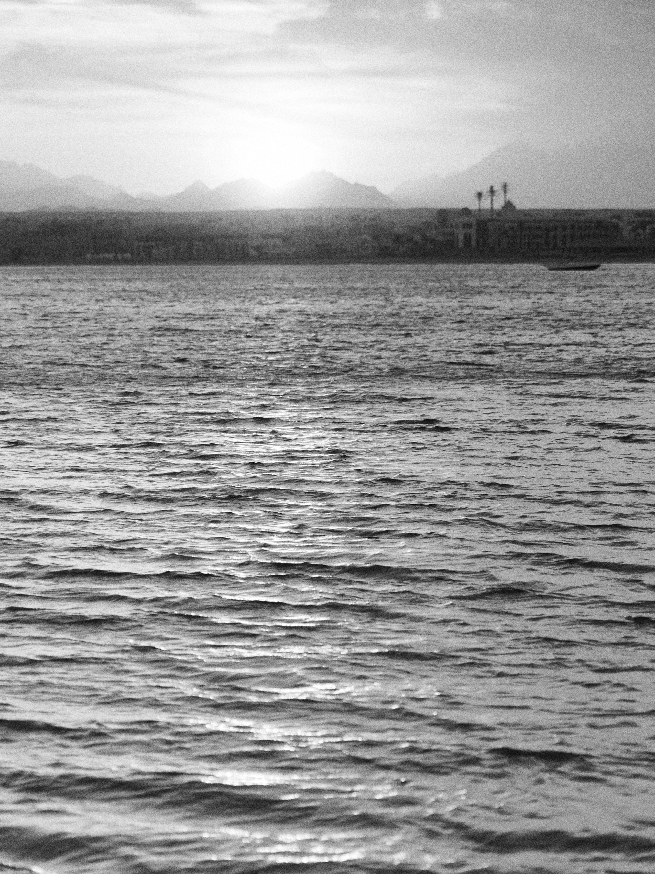 B&W. Jorgis — фотограф в Хургаде / обучение фотографии