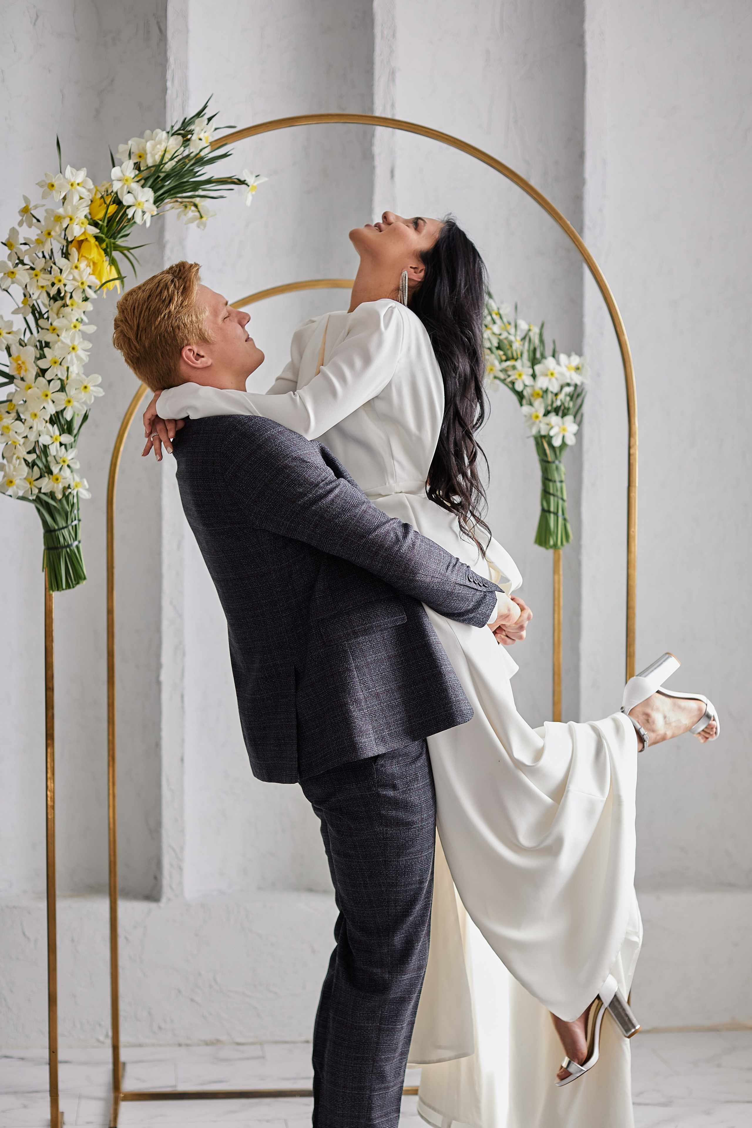 Spring wedding. Свадебная, репортажная фотосъемка и видеосъемка в Минске. Илья и Юлия Ширмановы. Фотограф | Видеограф | Минск