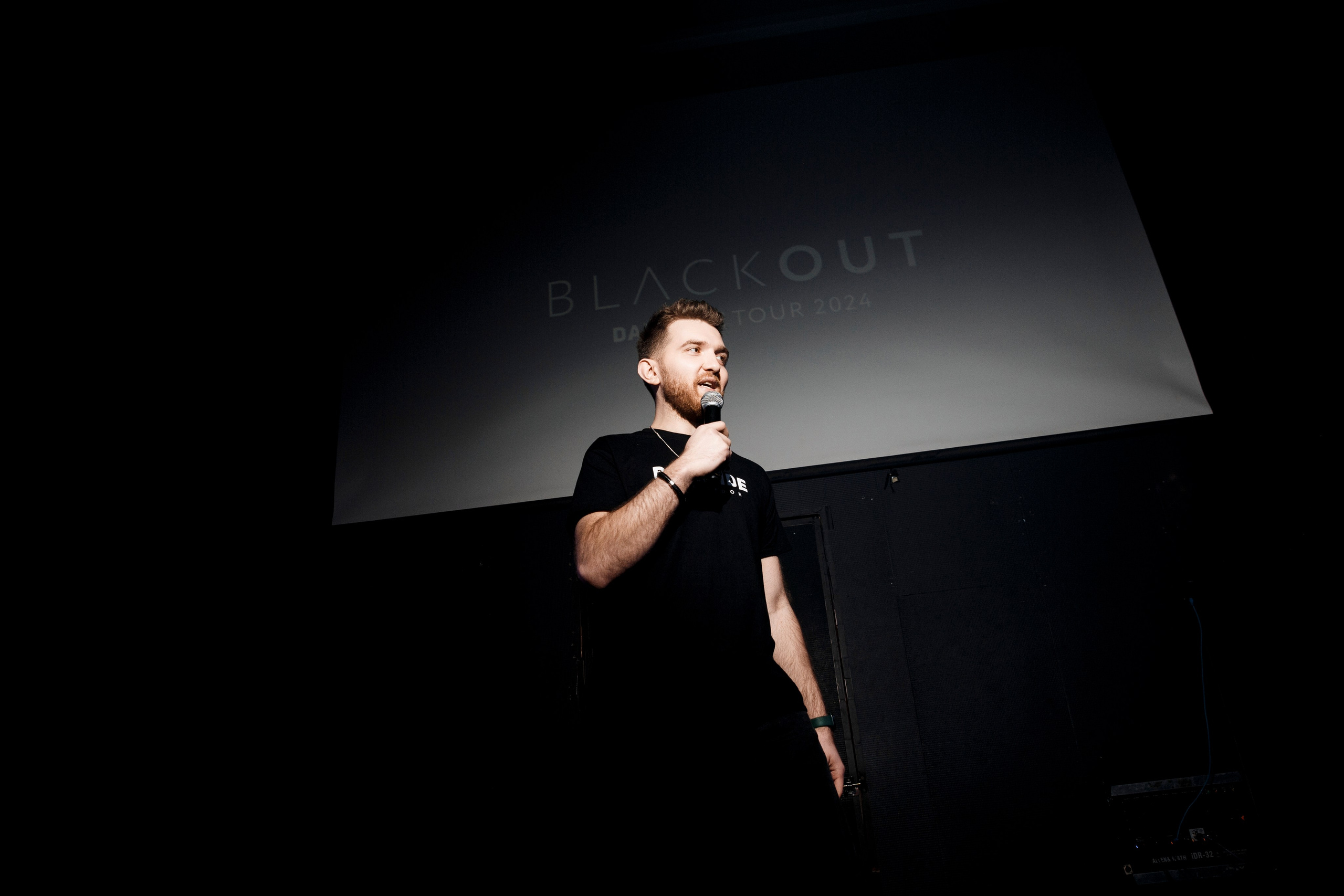 Darkside BlackOut. Свадебный и репортажный фотограф в Ярославле Евгений Шовдин