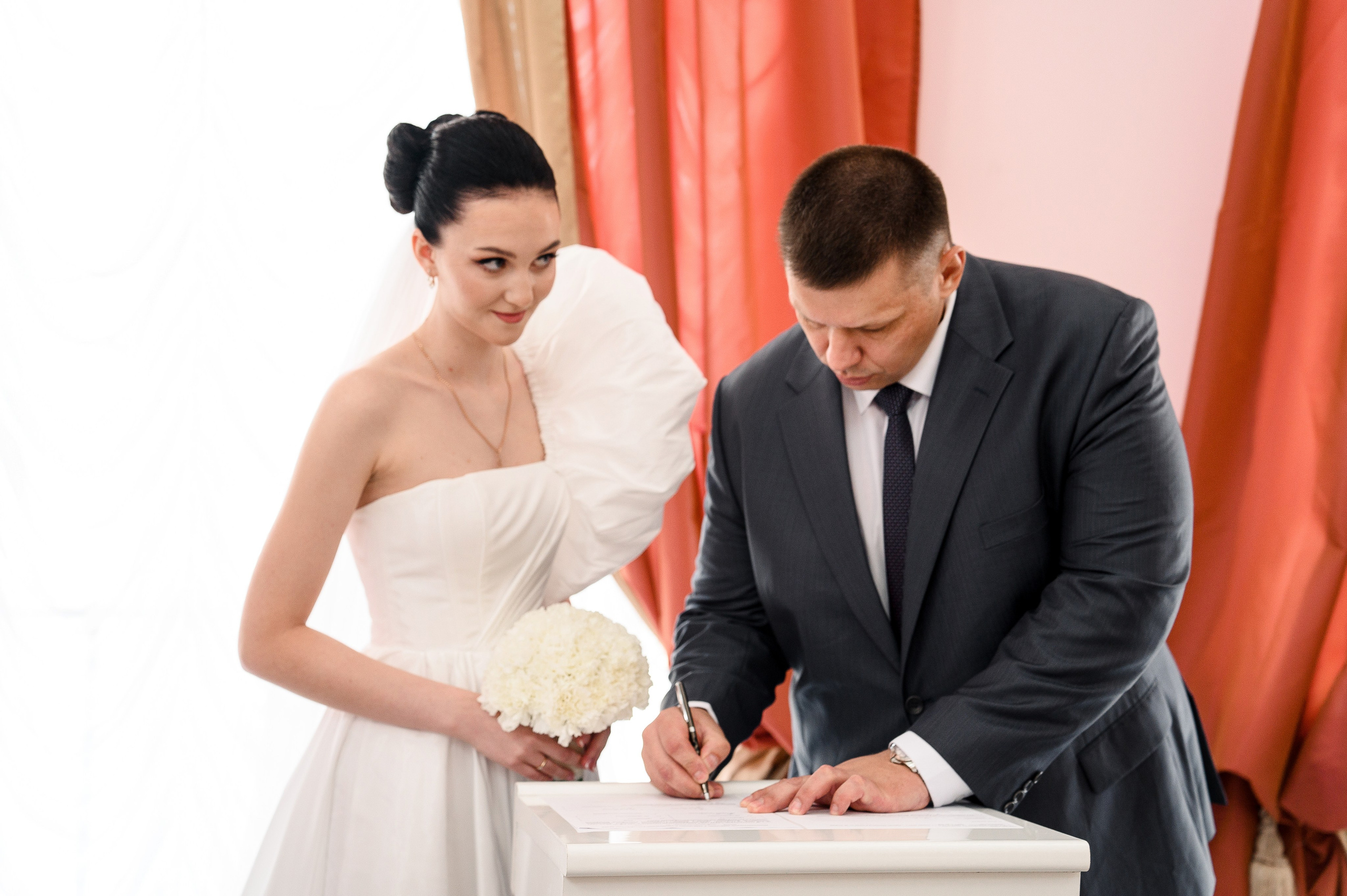 Анонс 21-06-25. Свадебный и travel фотограф в Волгограде, Сочи, Домбае, Европе