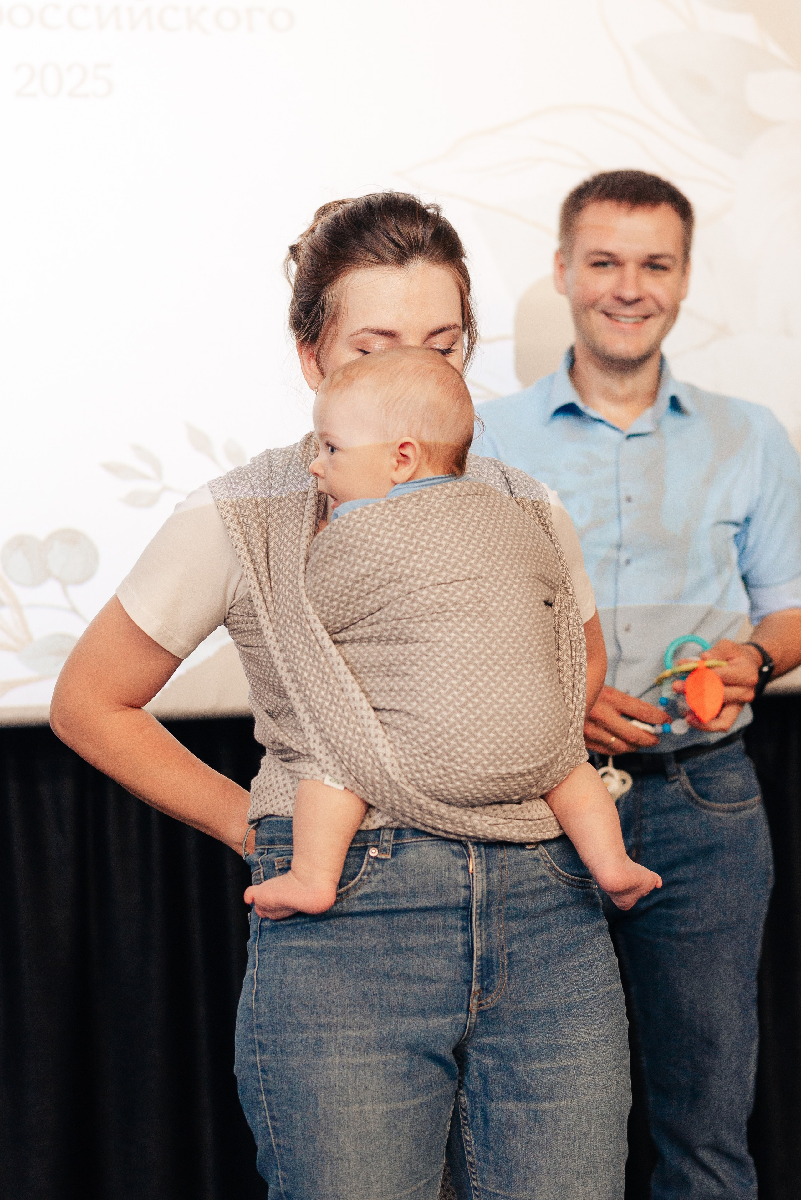 Слингомама Иваново 2025. Семейный и детский фотограф Иваново Ксения Азаренкова