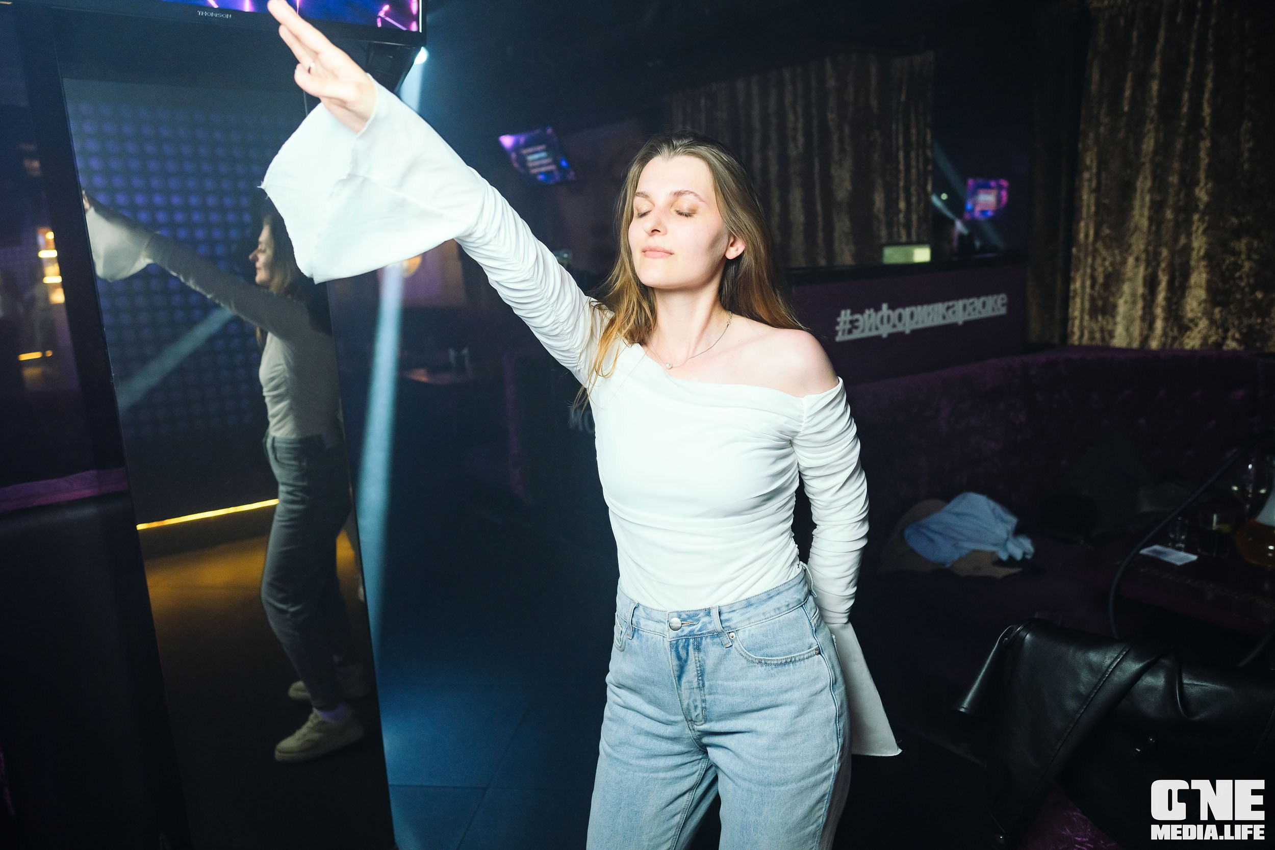 Субботняя вечеринка в караоке-клубе Эйфория. One Media Life: фоторепортажи, фотоотчеты с мероприятий и заведений