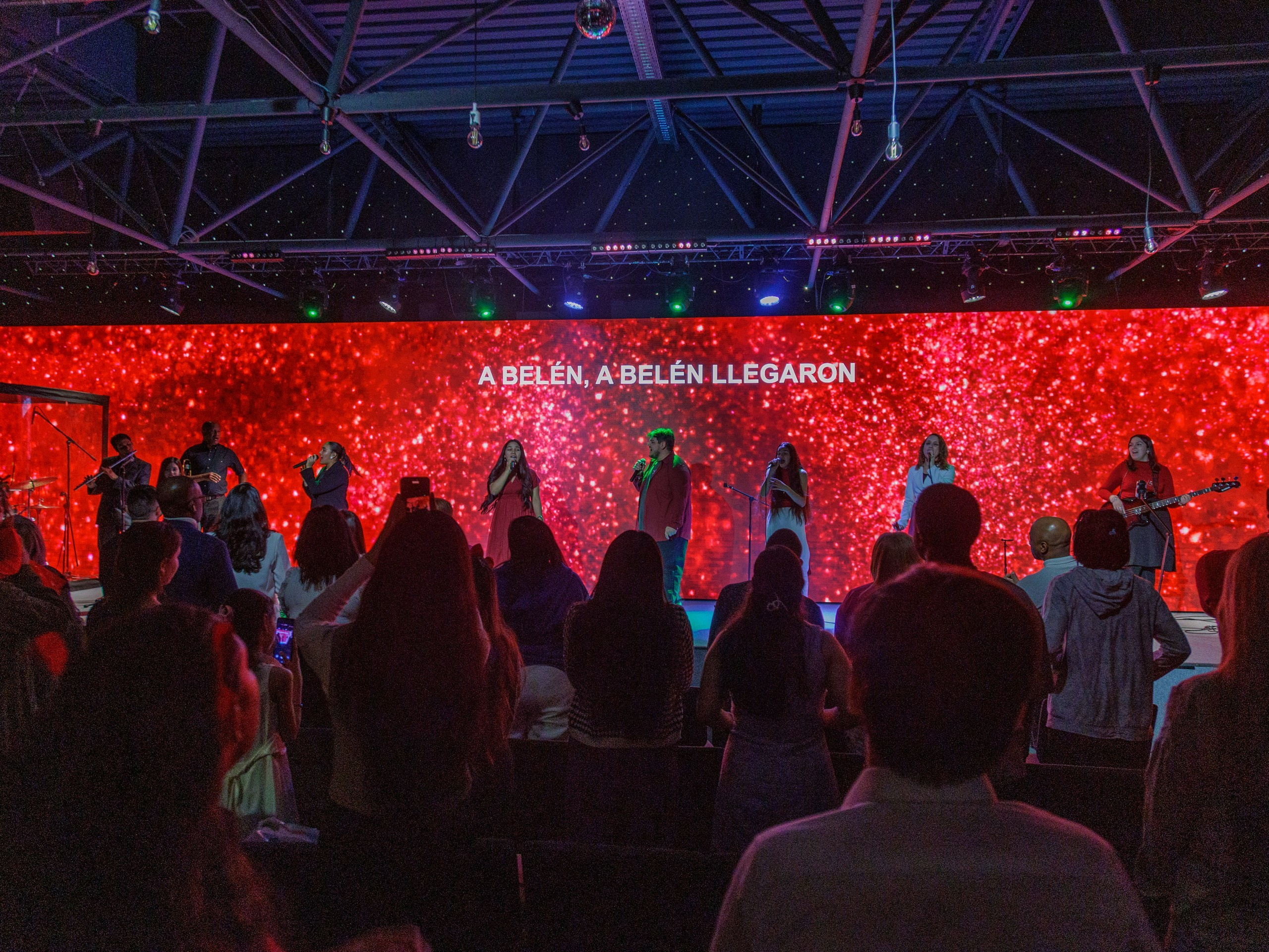 Репортаж концерт бабушки. Фотограф Алексей Зозин в Москве