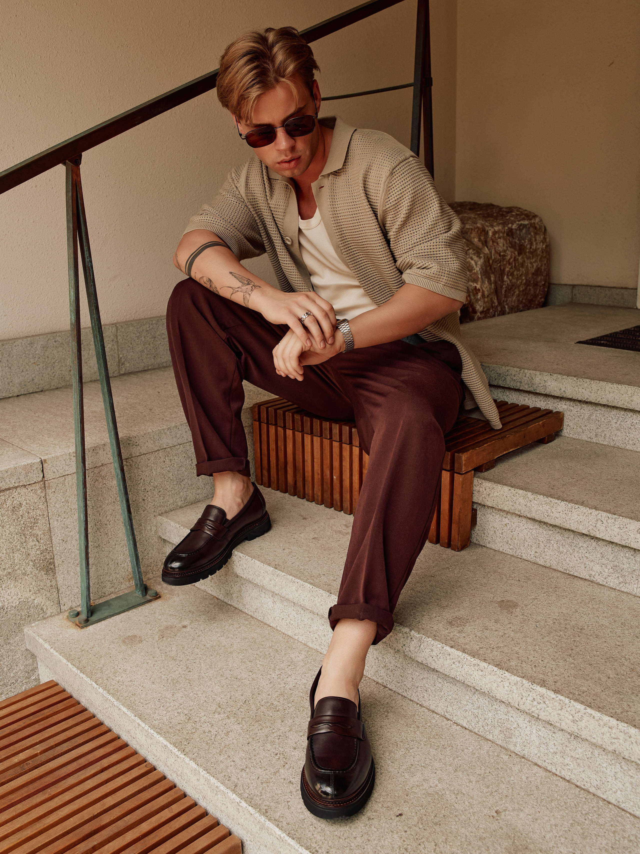 Обувь мужская. Фотограф для маркетплейсов в Москве